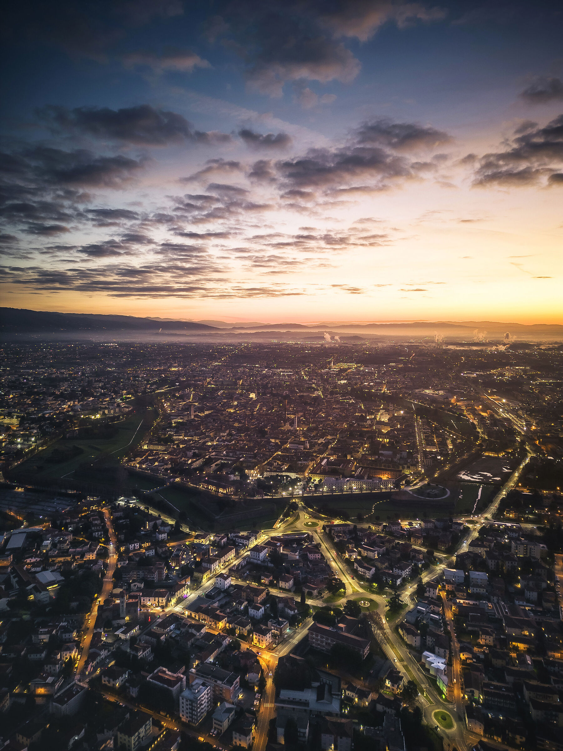 Lucca at dawn