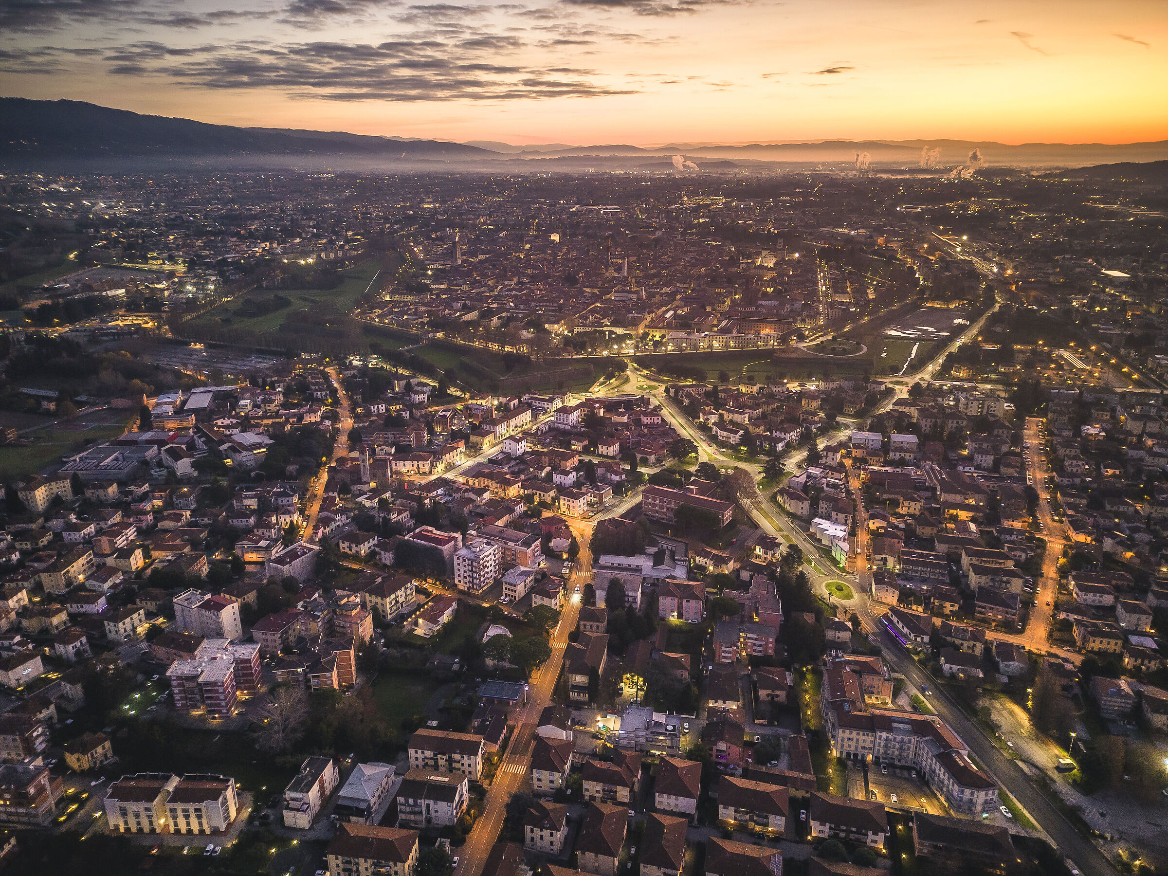 Lucca at dawn