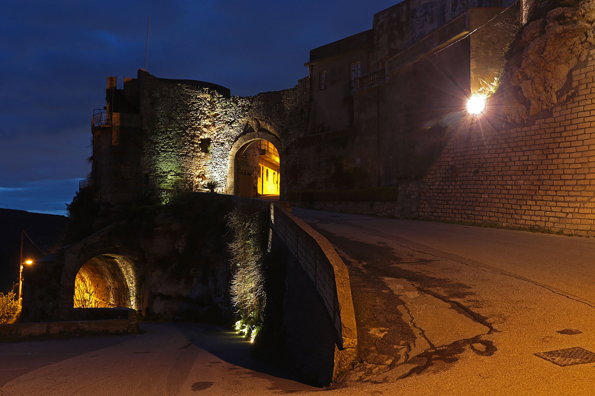 Porta Milazzo Rometta superiore