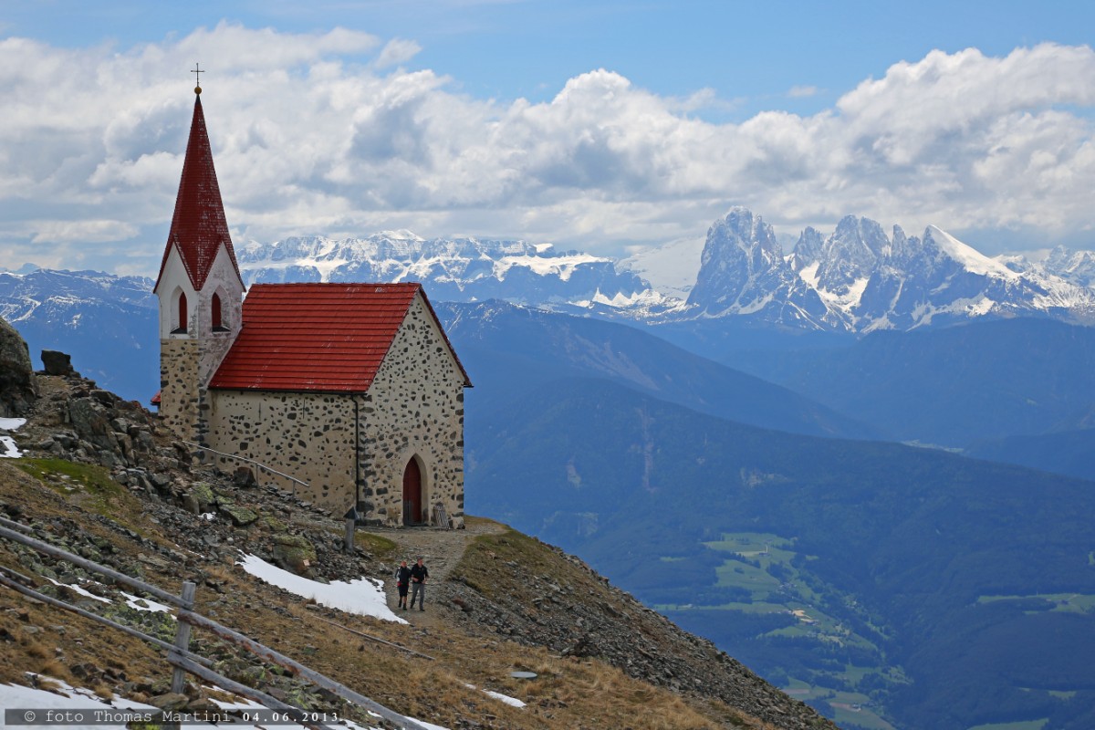 Chiesetta e Sassopiatto