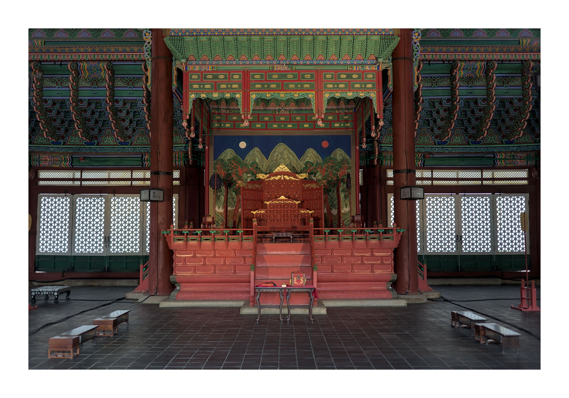 Injeongjeon, the throne