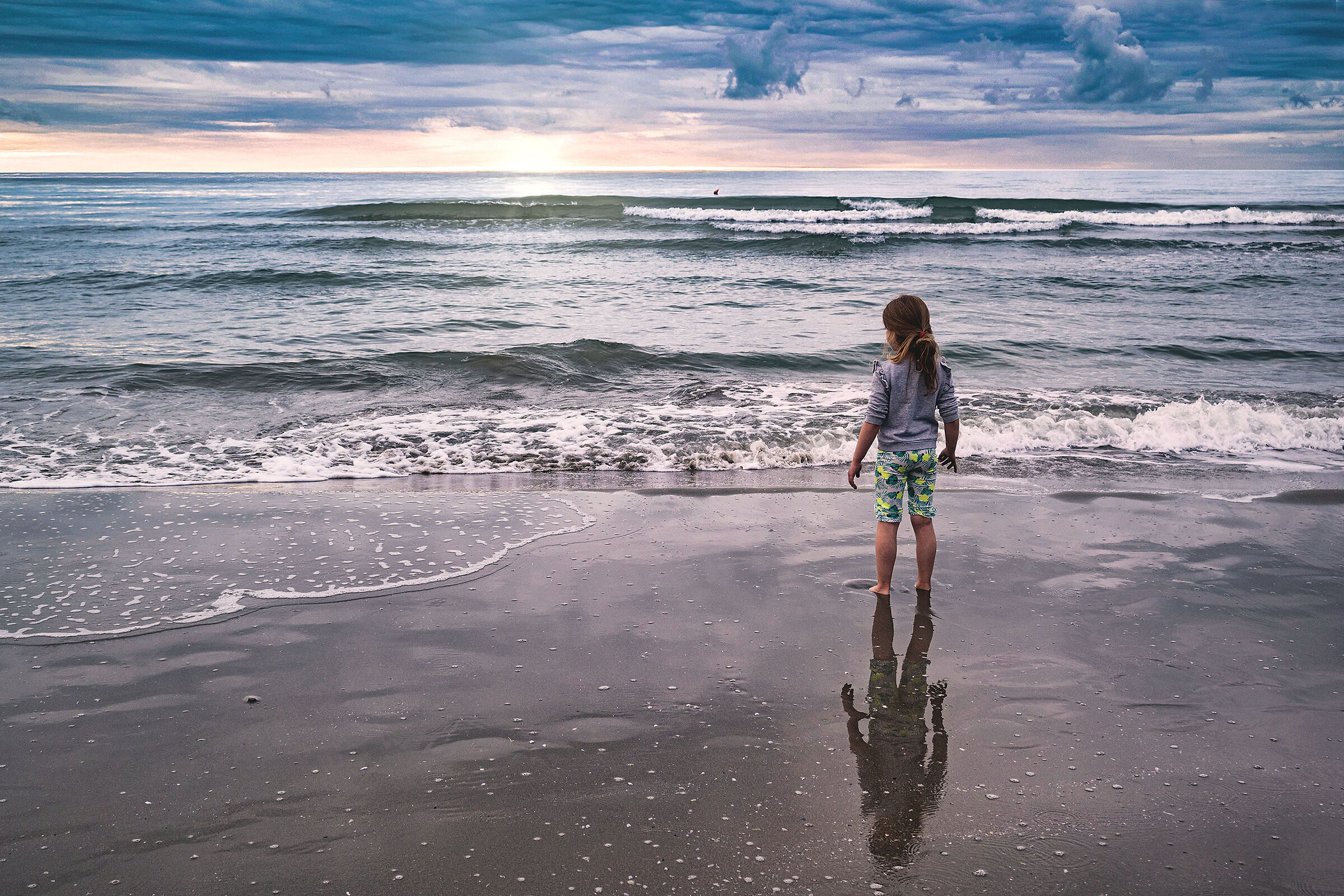 Contemplando il mare d'autunno 2, Marina di Pietrasanta