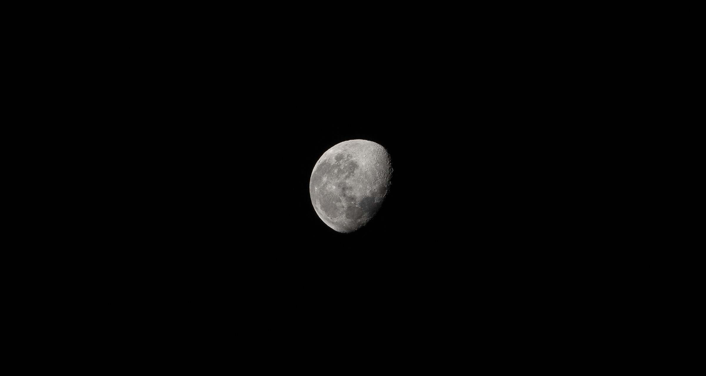 Luna incurvata