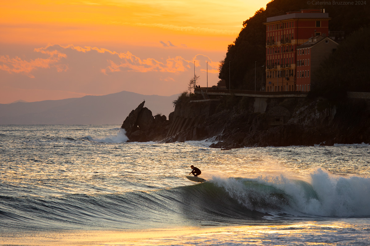 Sunrise on the wave