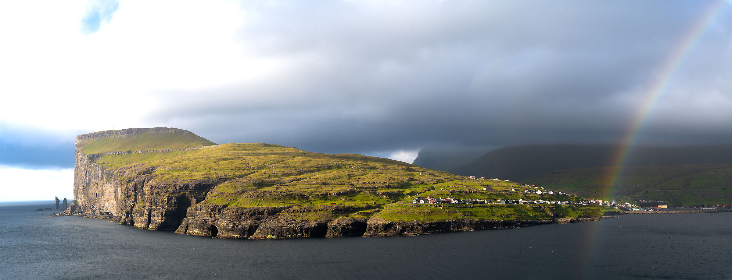 Rainbow over Tjornuvik