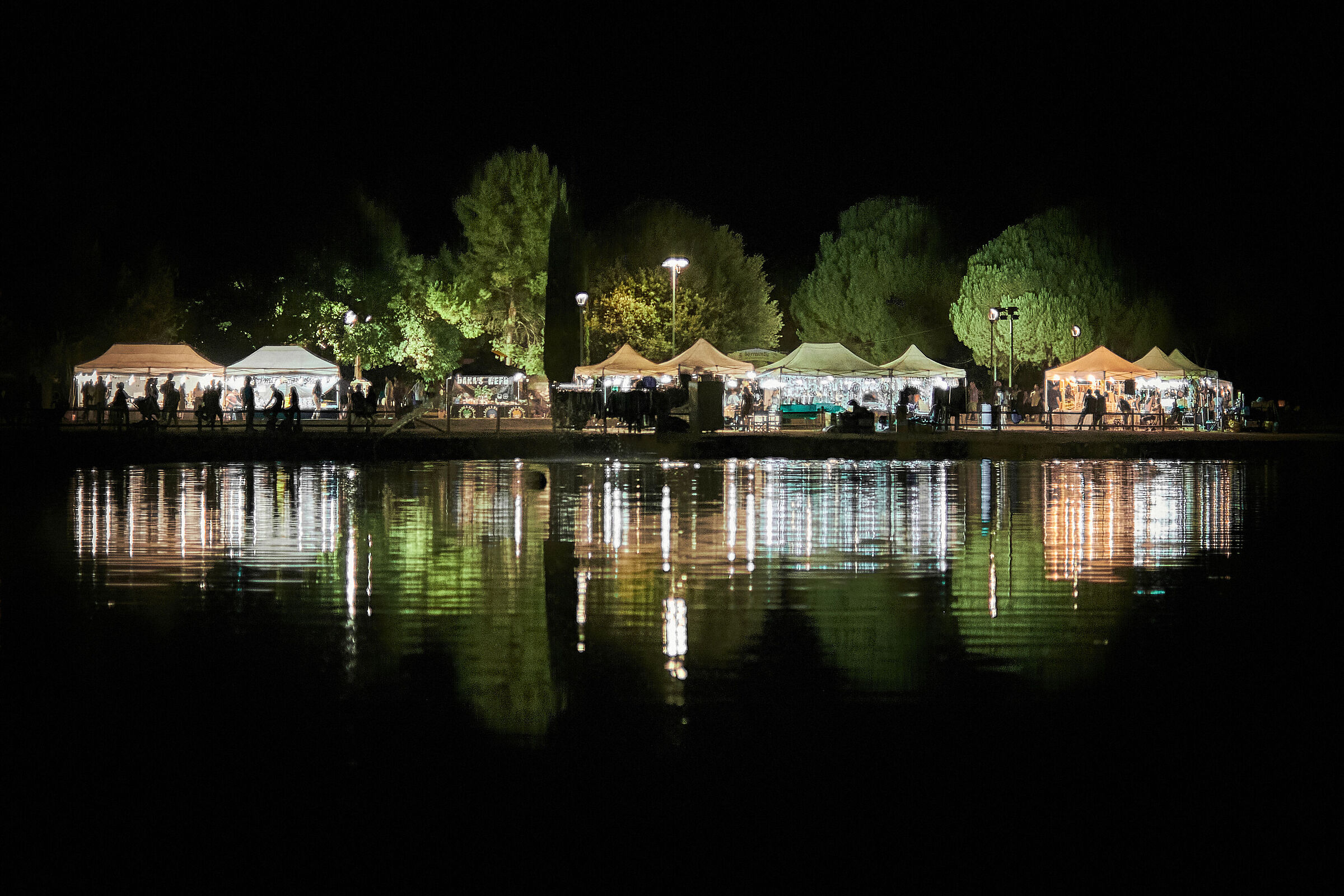 Festa estiva sul lago