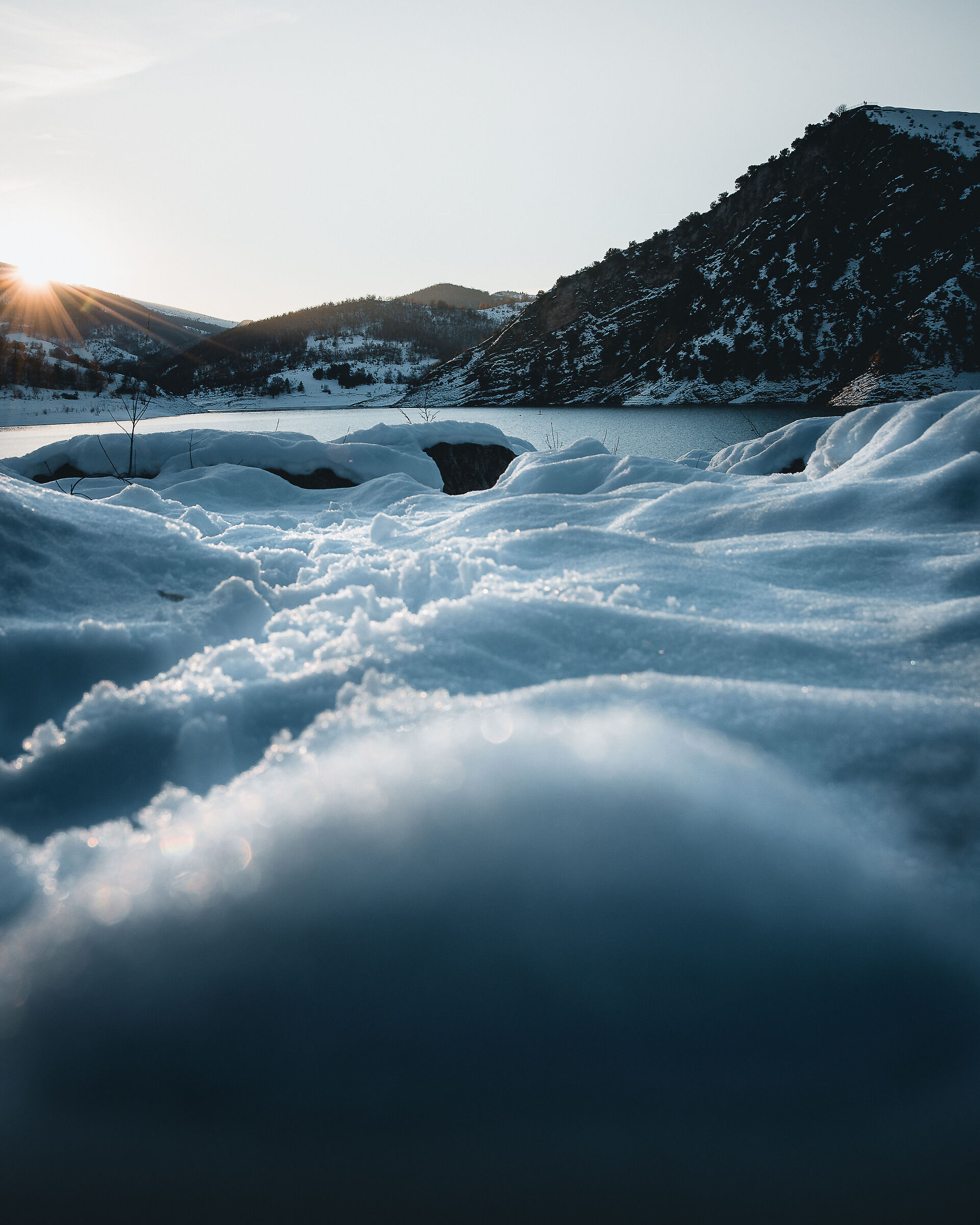 Magie in riva al lago