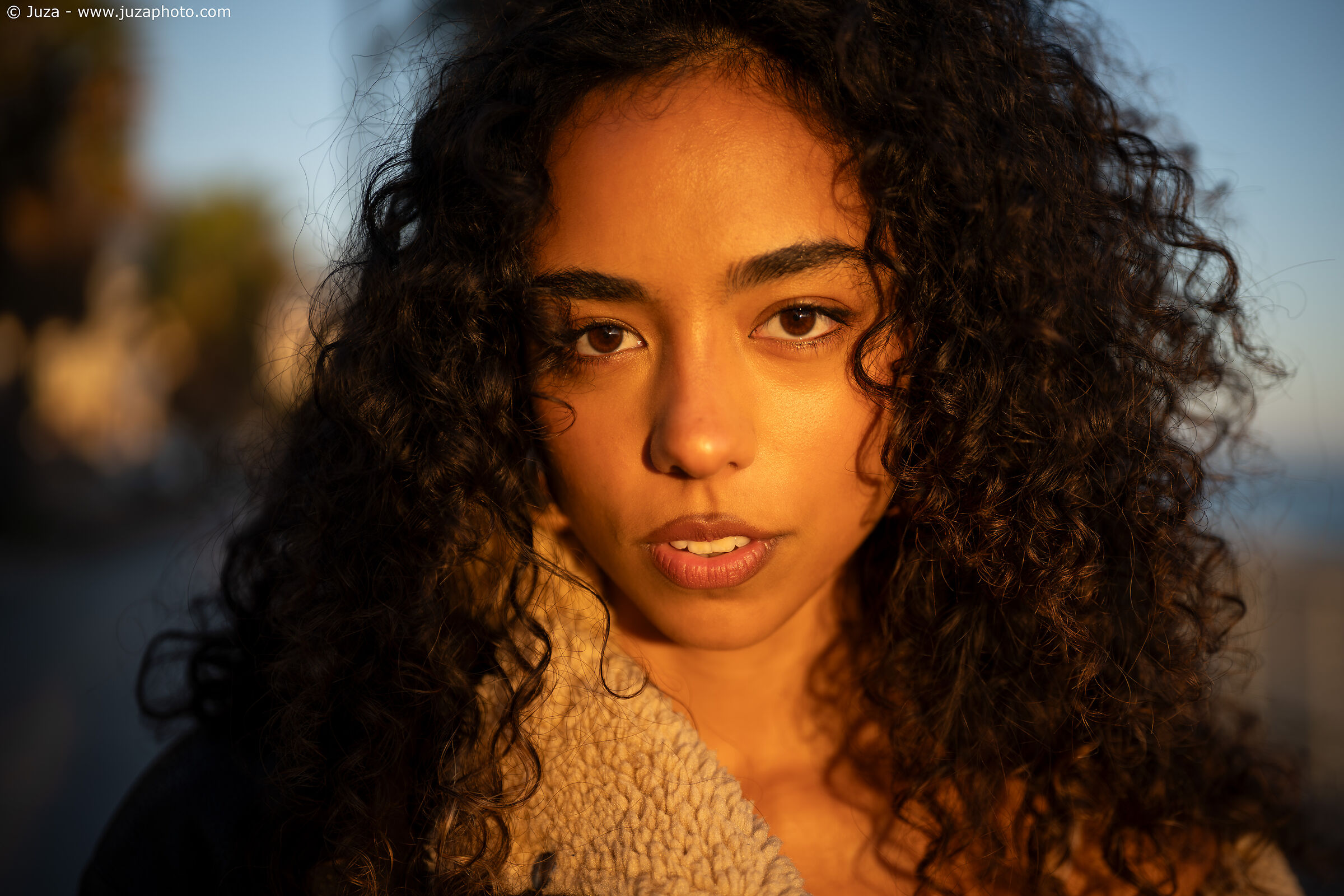 Miriam Nan - Ritratto al tramonto