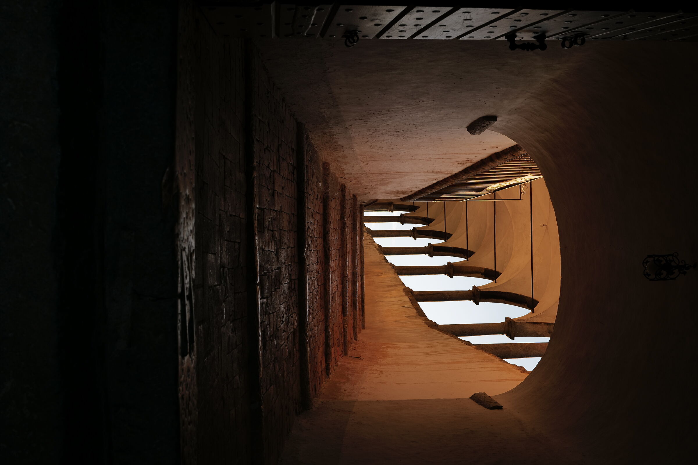 san patrizio, la scala di accesso