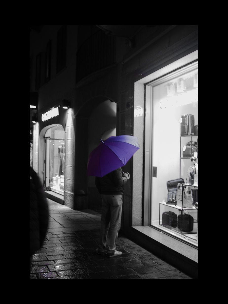 PURPLE UMBRELA
