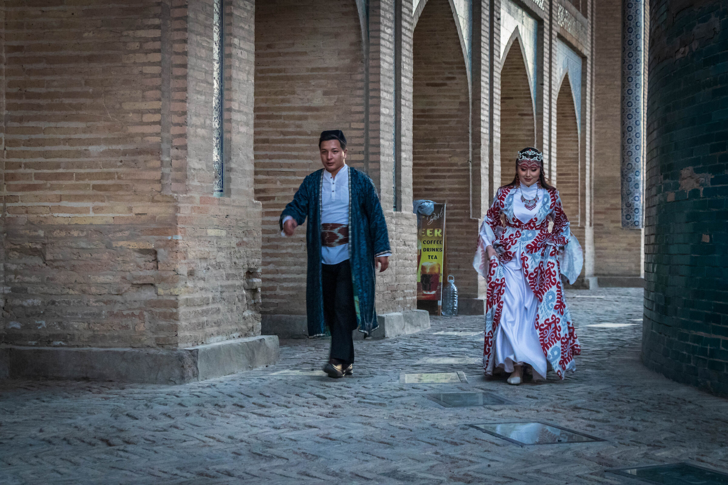 Let's get married (Uzbekistan)