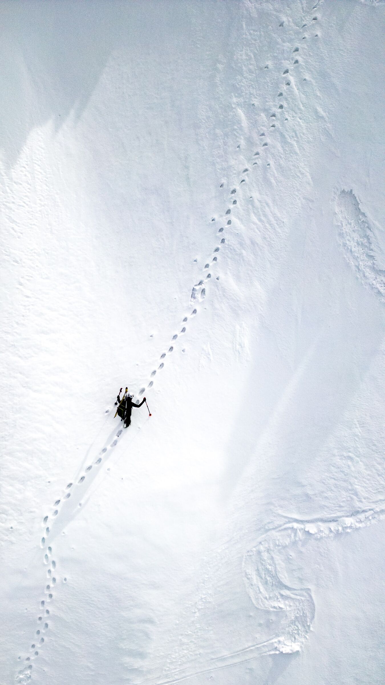 Traccia verso le prime luci