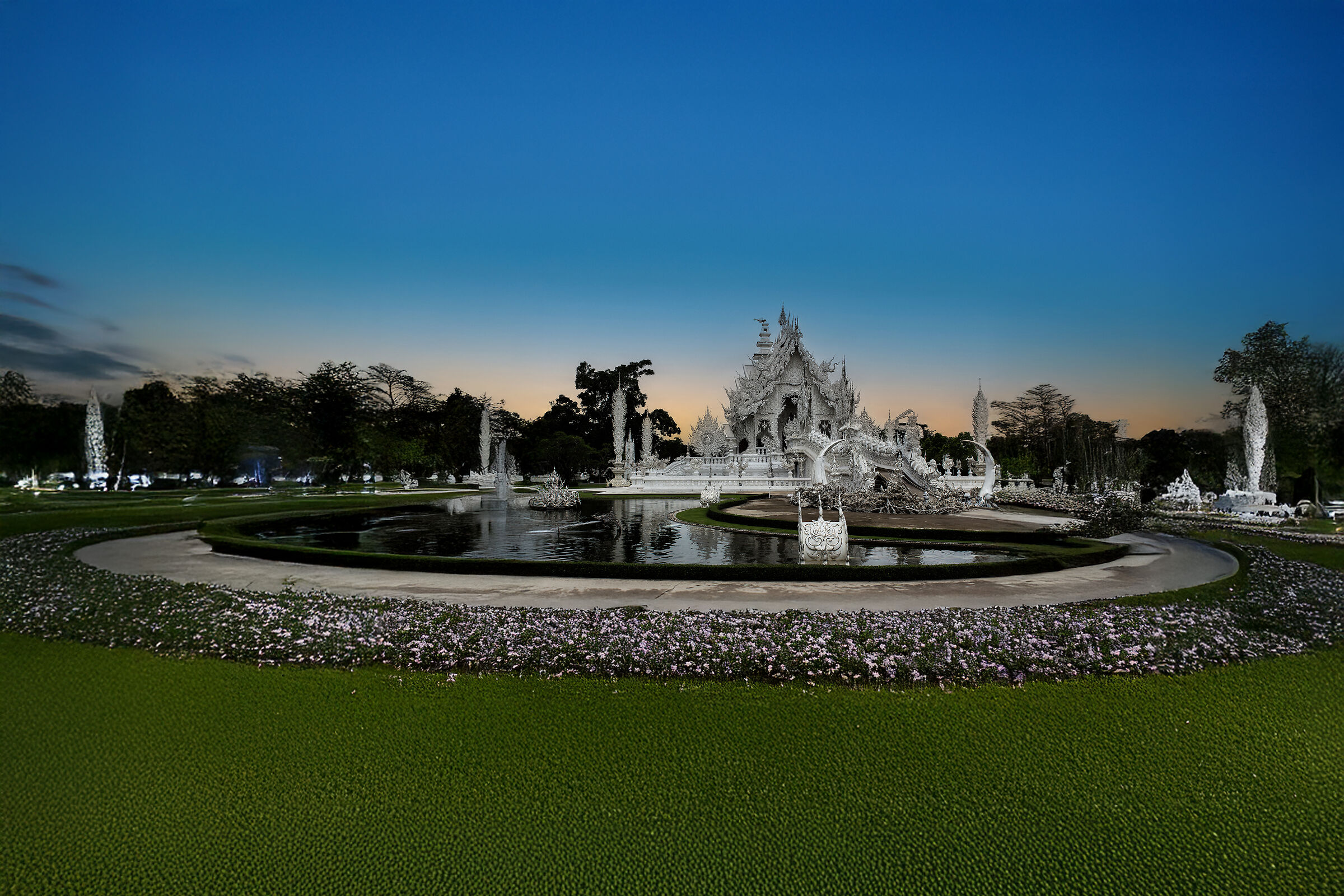 Wat Rong Khun
