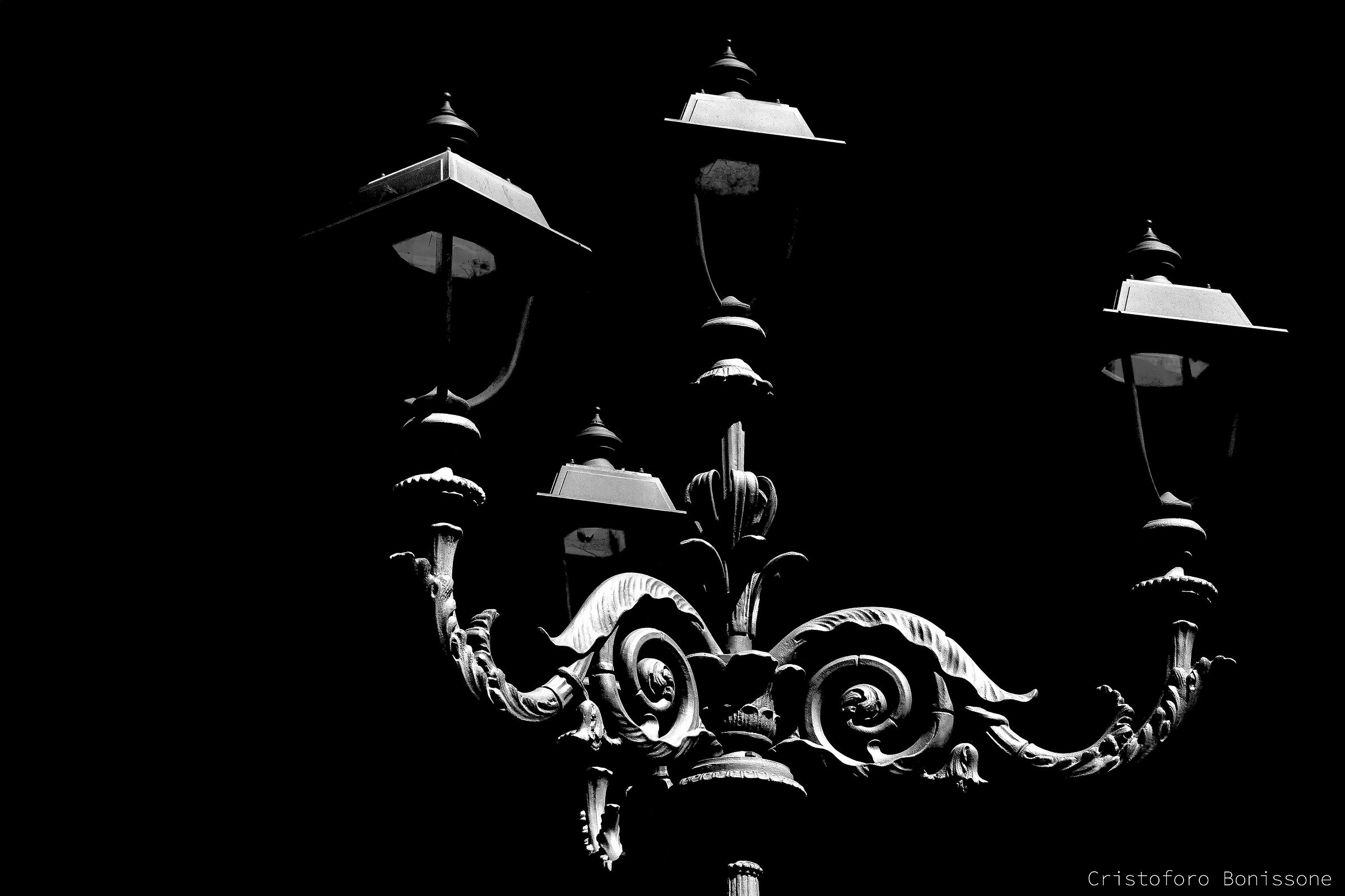 Lampione Classicone B/N Perugia