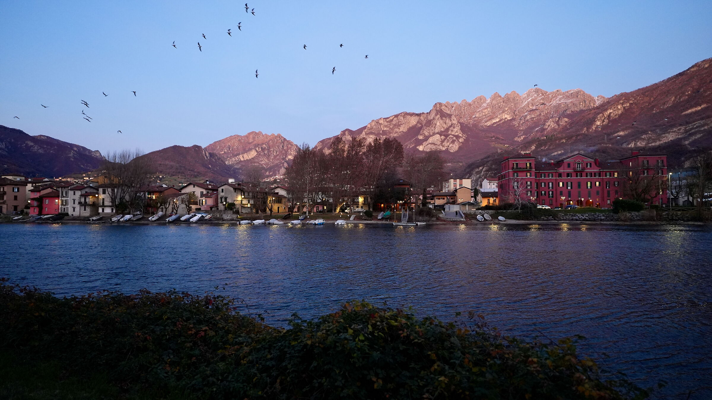 Pescarenico in un tramonto invernale