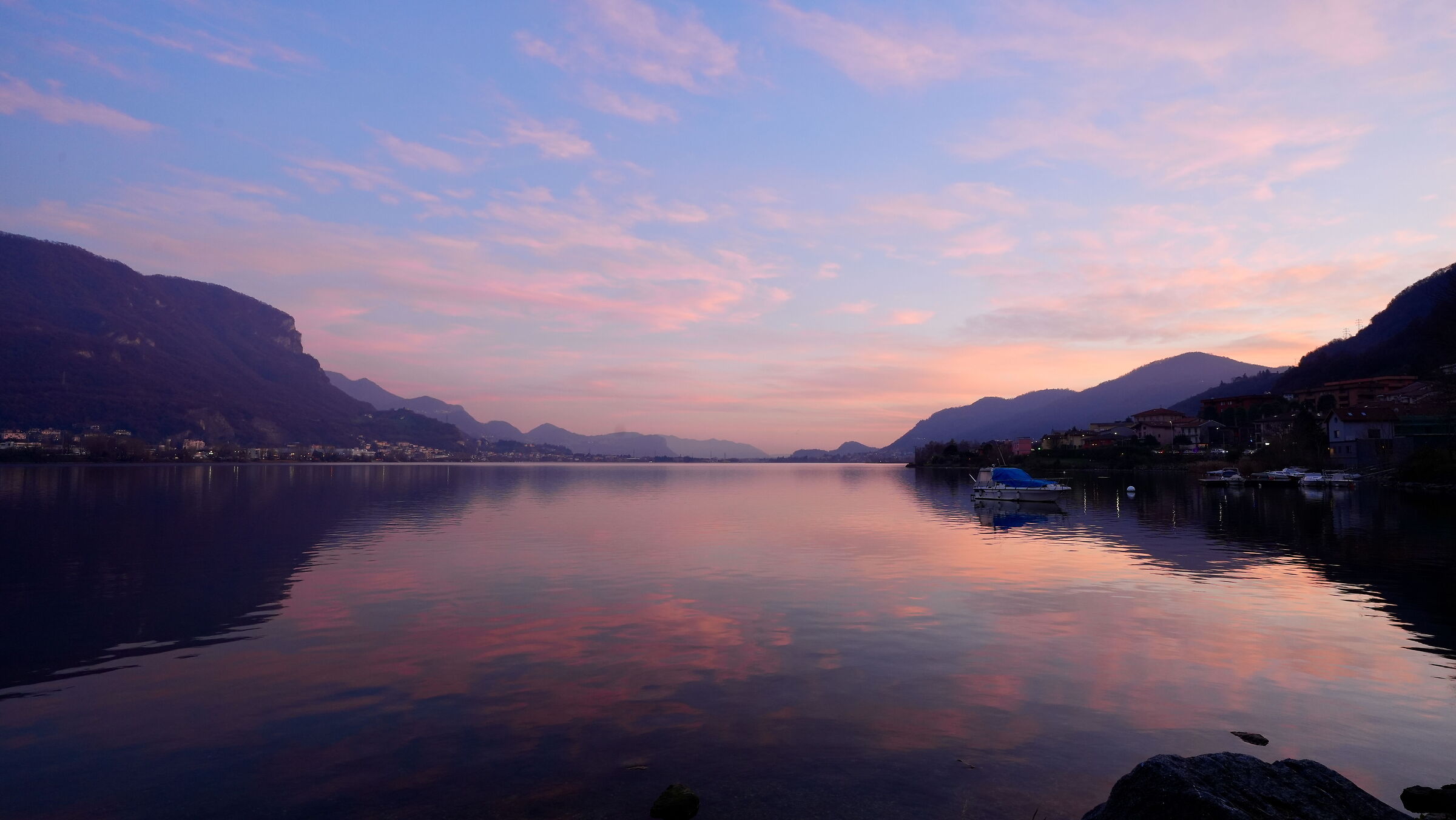 Lago di Garlate, tramonto invernale