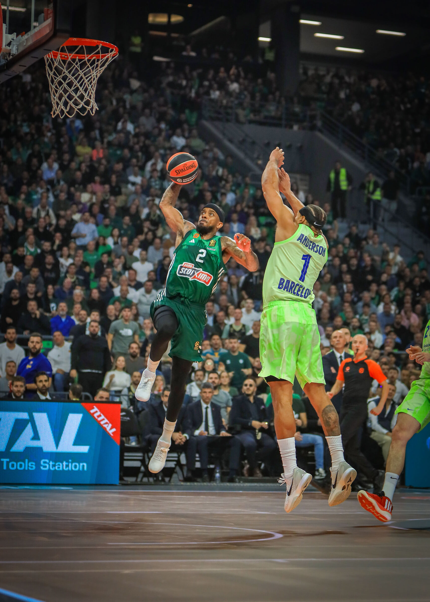 Panatinaikos/ Barcelona basketball euroleague 24/25