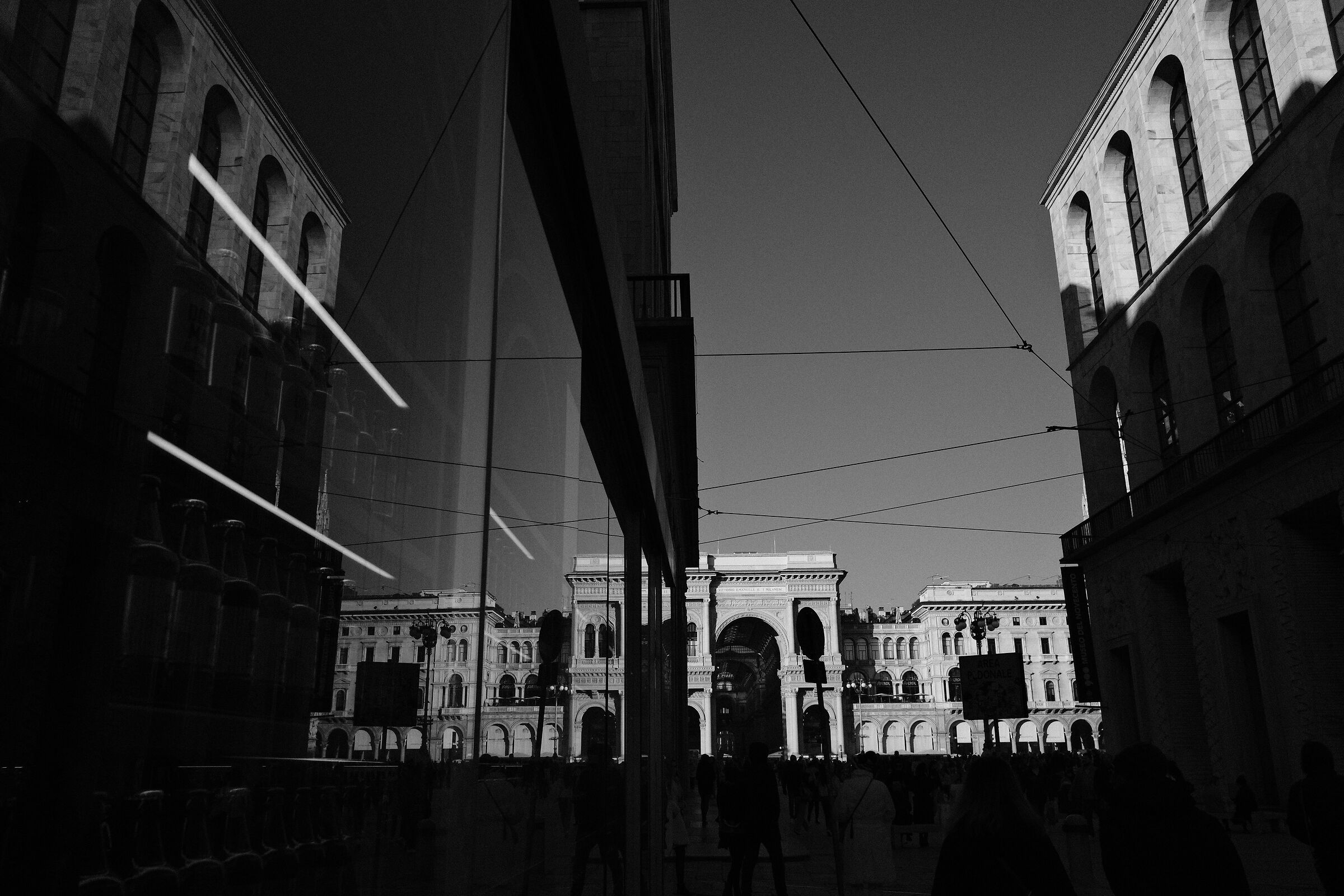 Piazza Diaz Milan 2024