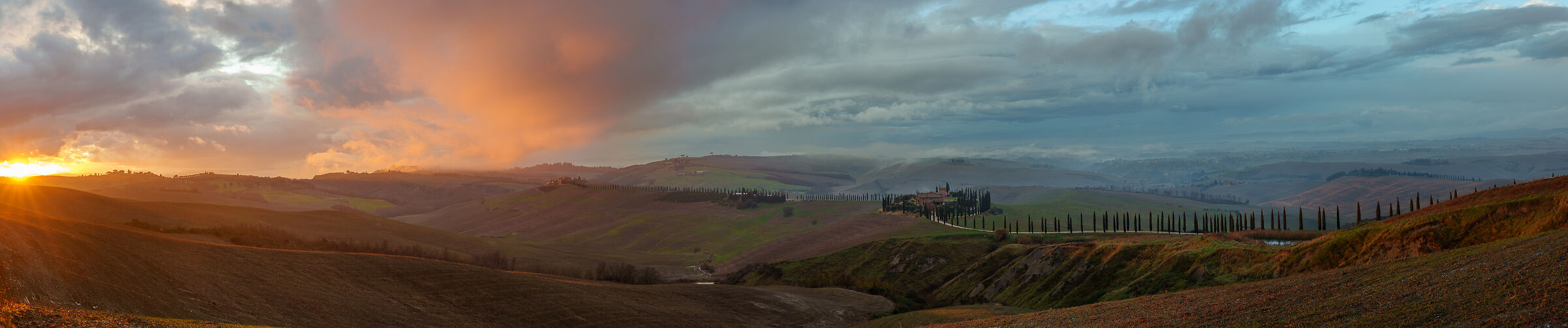vista allargata sulle crete Senesi