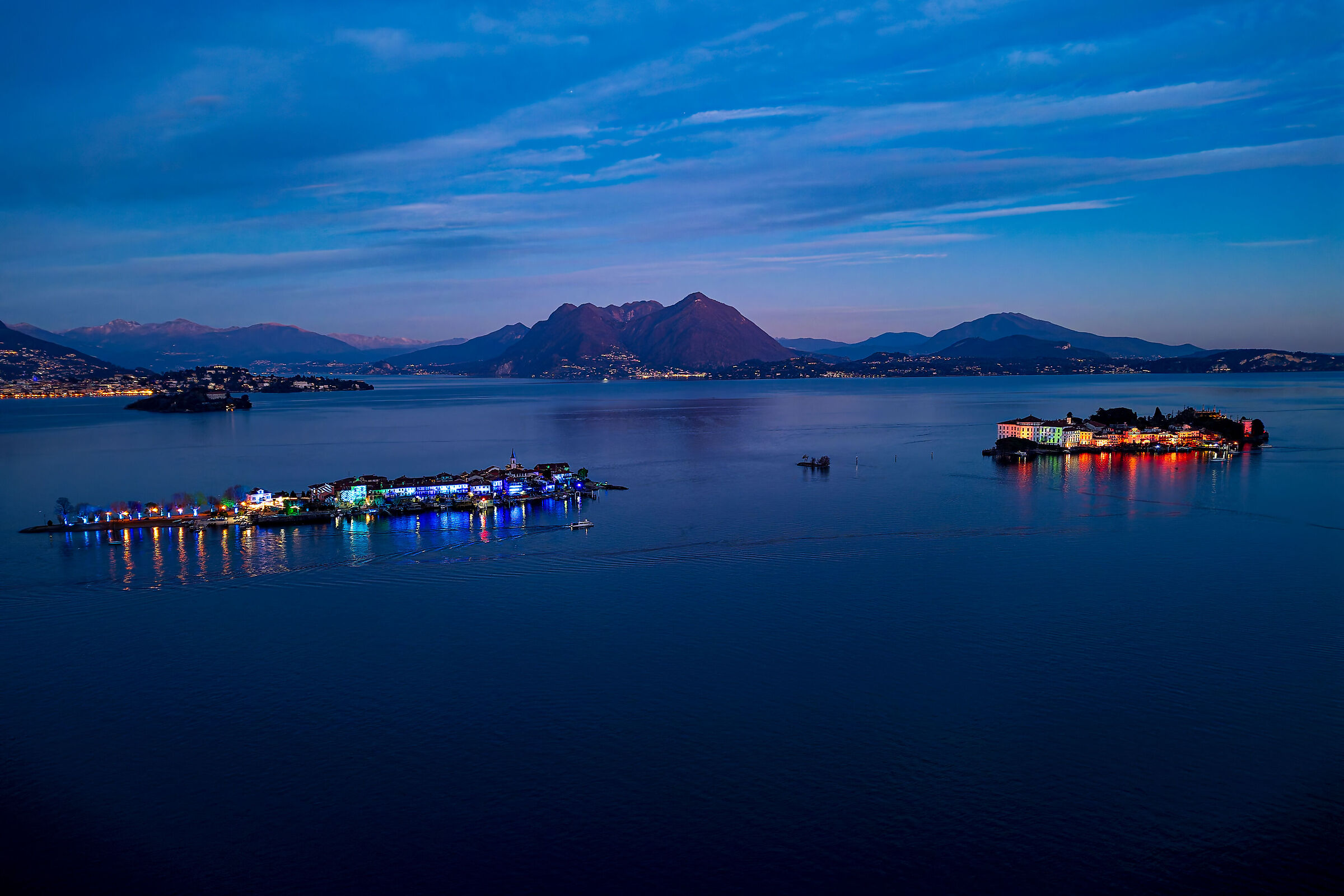 On the shortest day of the year on the Borromean Islands