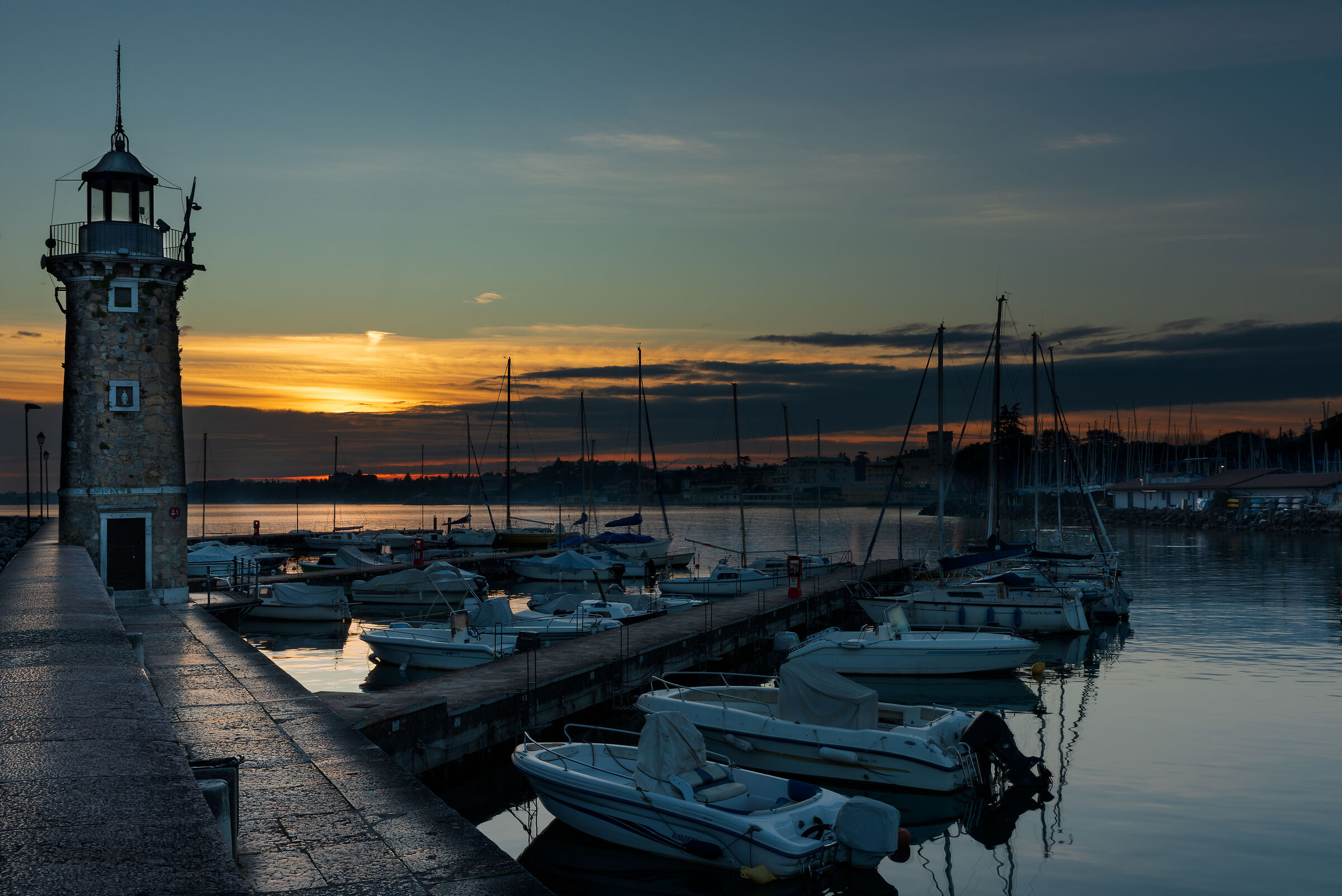 Alba Desenzano del Garda