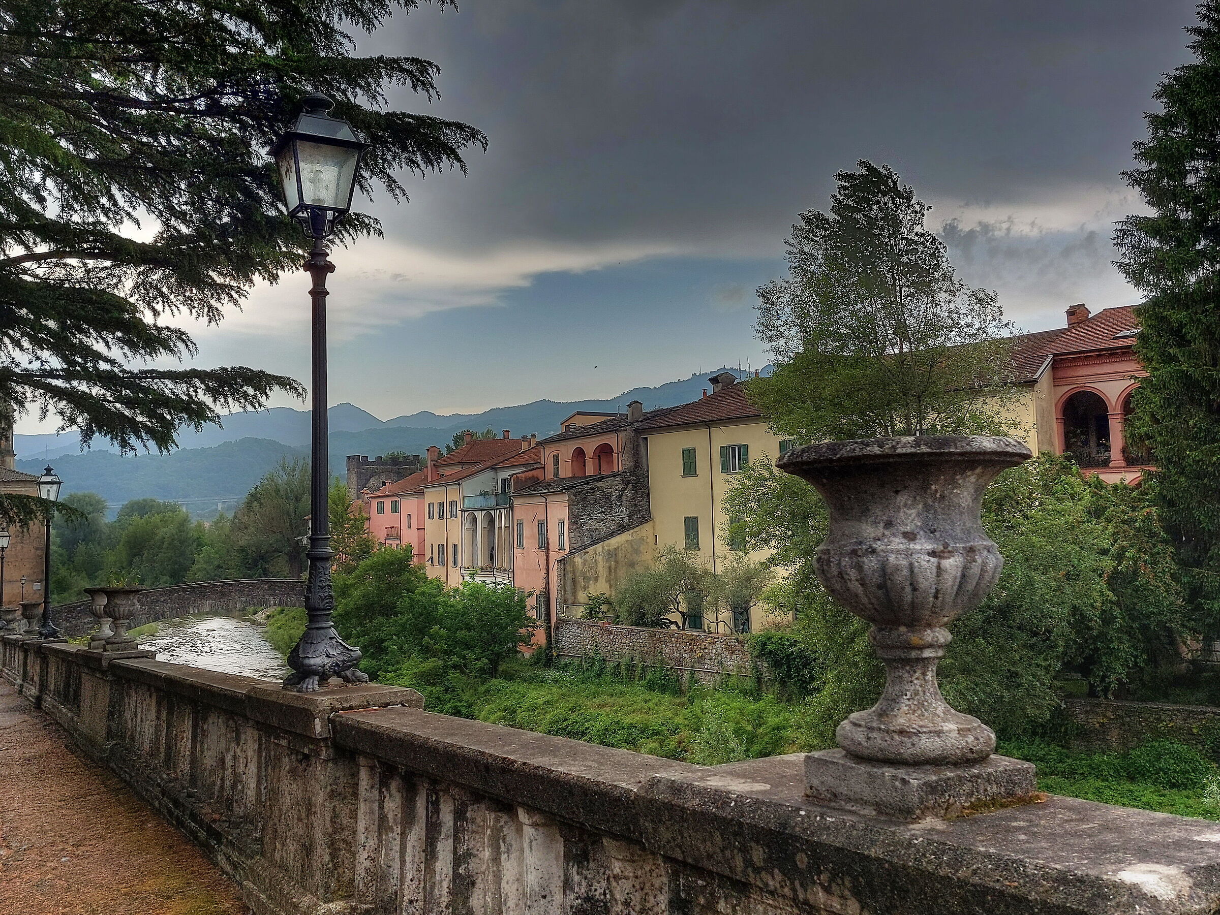 "my" Pontremoli
