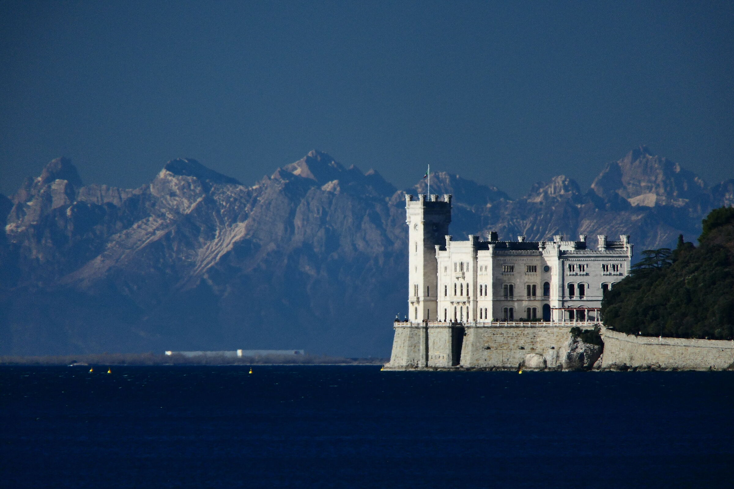 Mare,Alpi e Castelli   f.v.g.