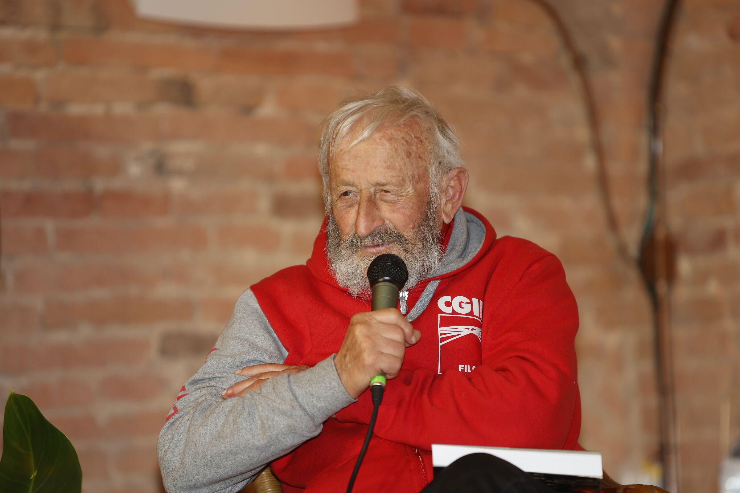 Adelmo Cervi tells the story of the seven Cervi brothers