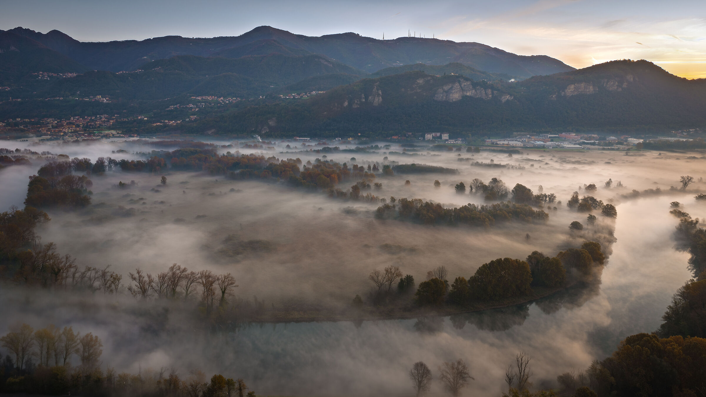 Alba nebbia mattutina sull'Adda 2