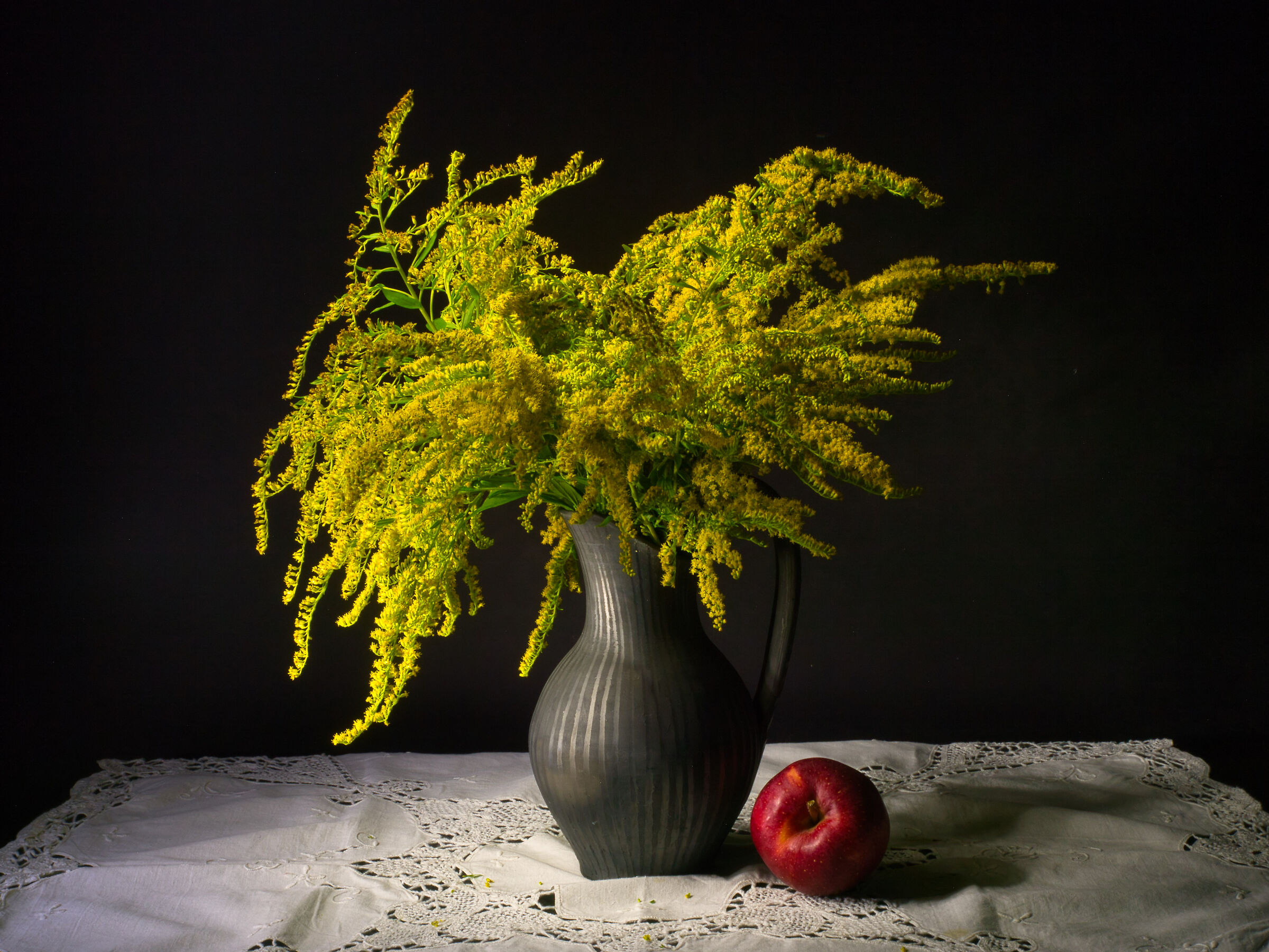 yellow red