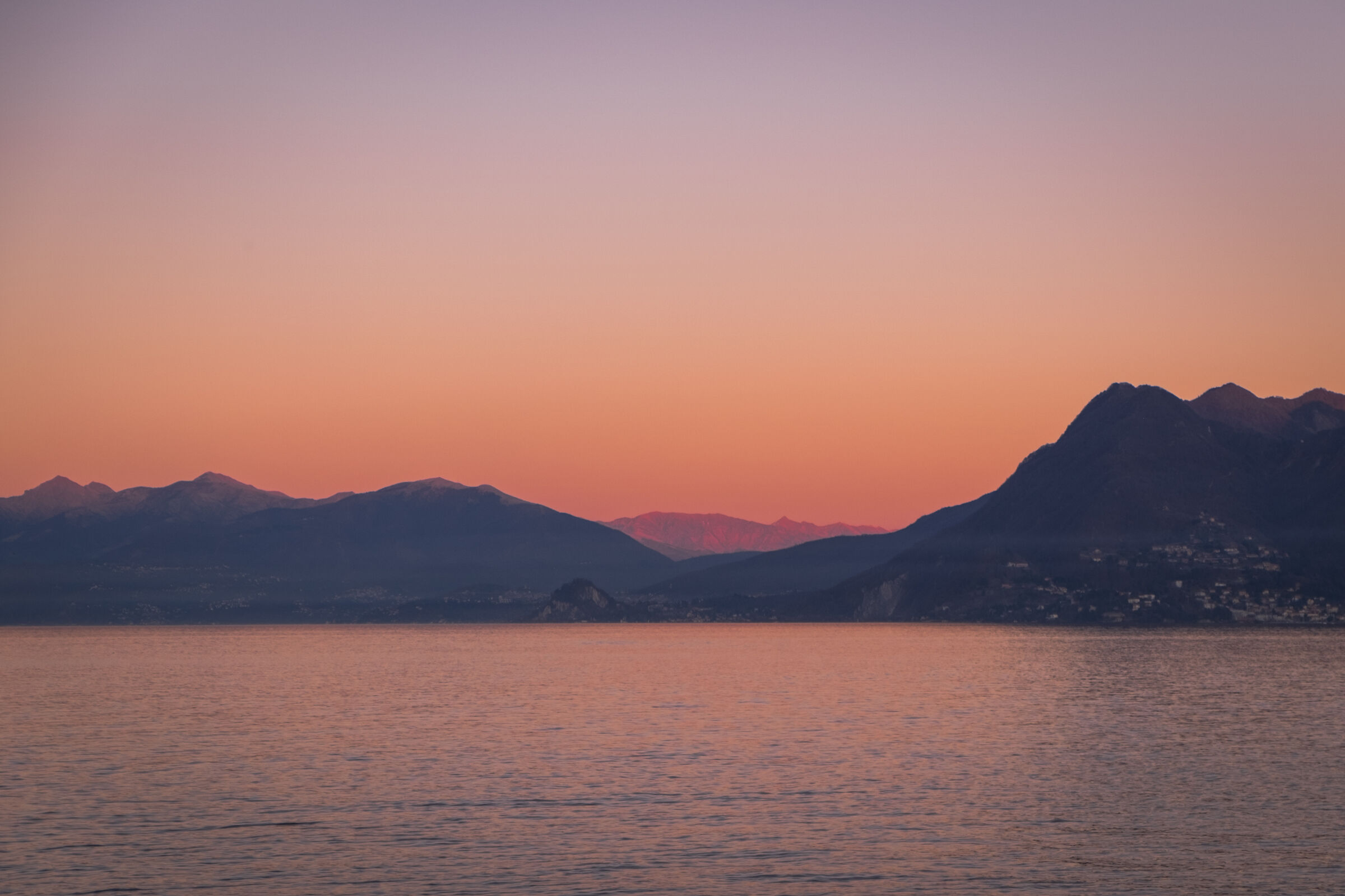 Sunset over the lake - shades of quiet