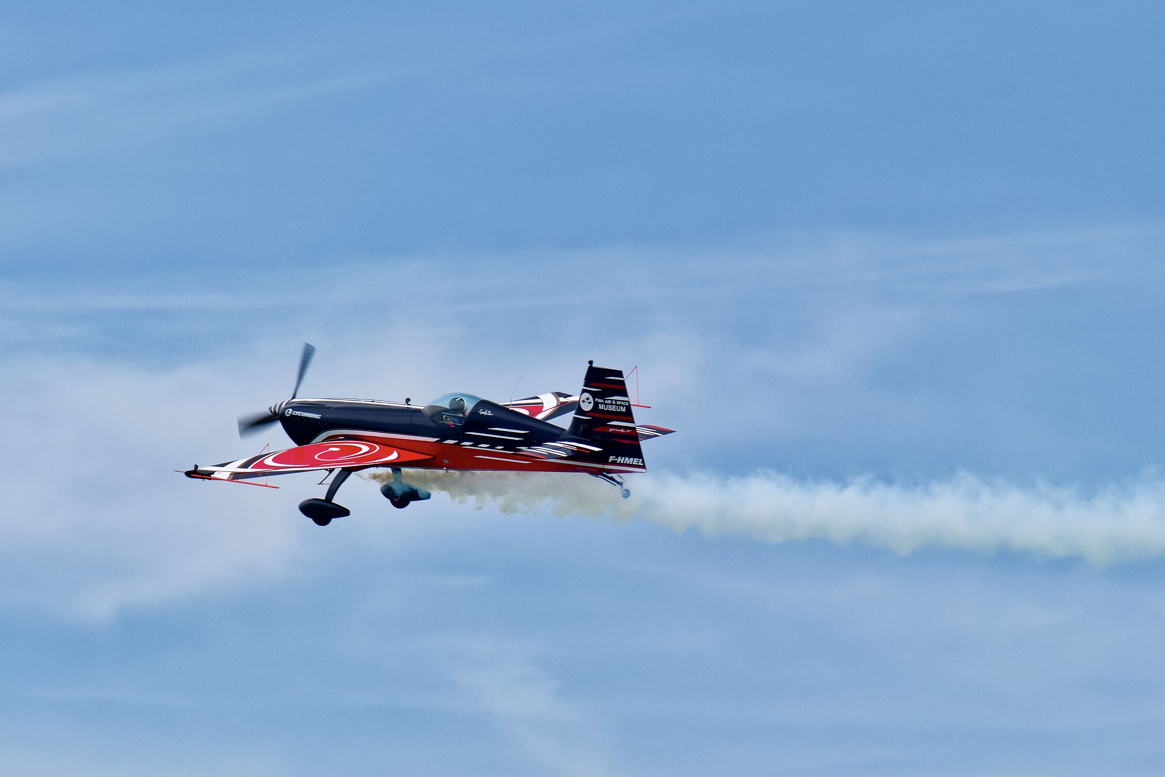 Extra 330X