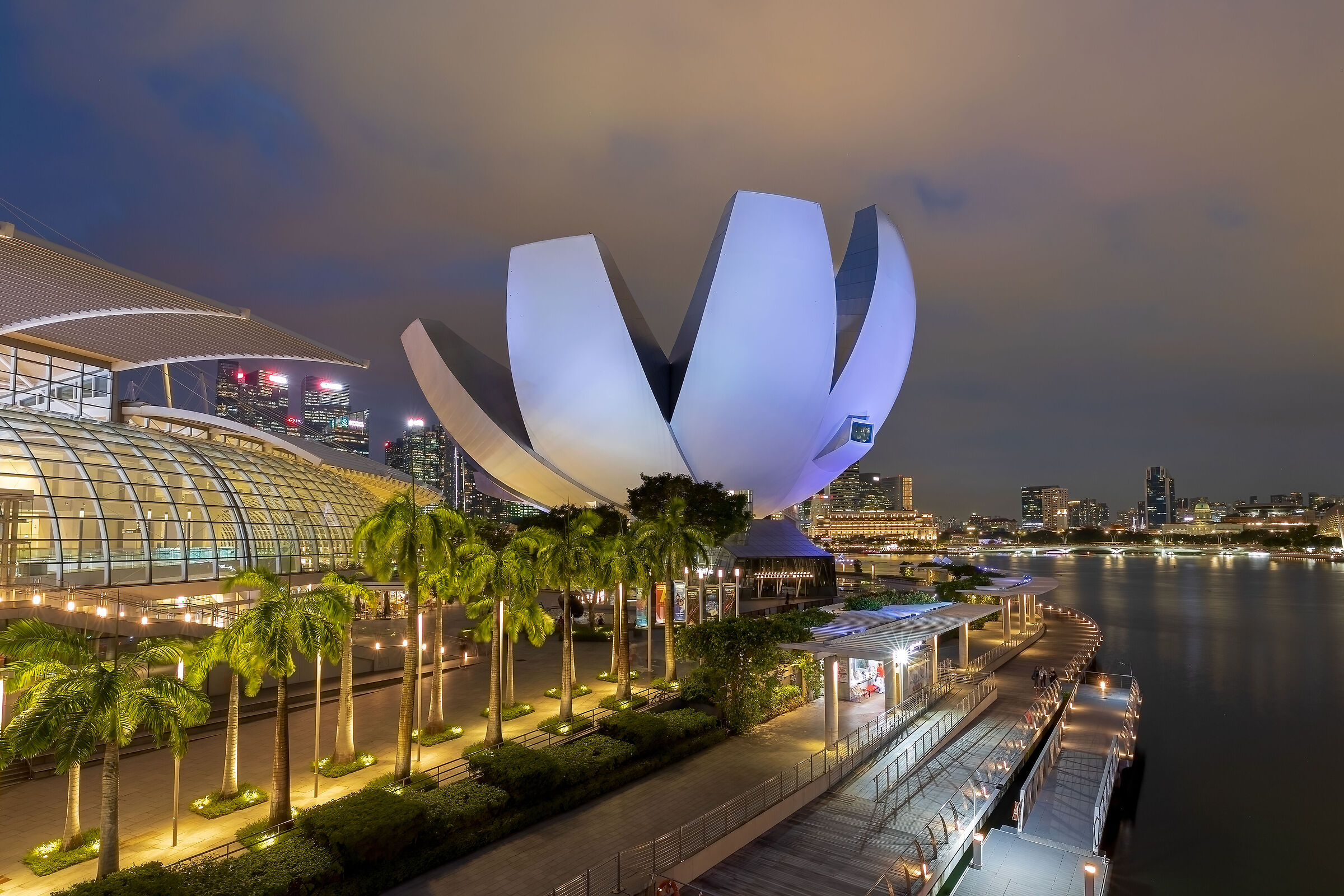 ART&SCIENCE museum and waterfront