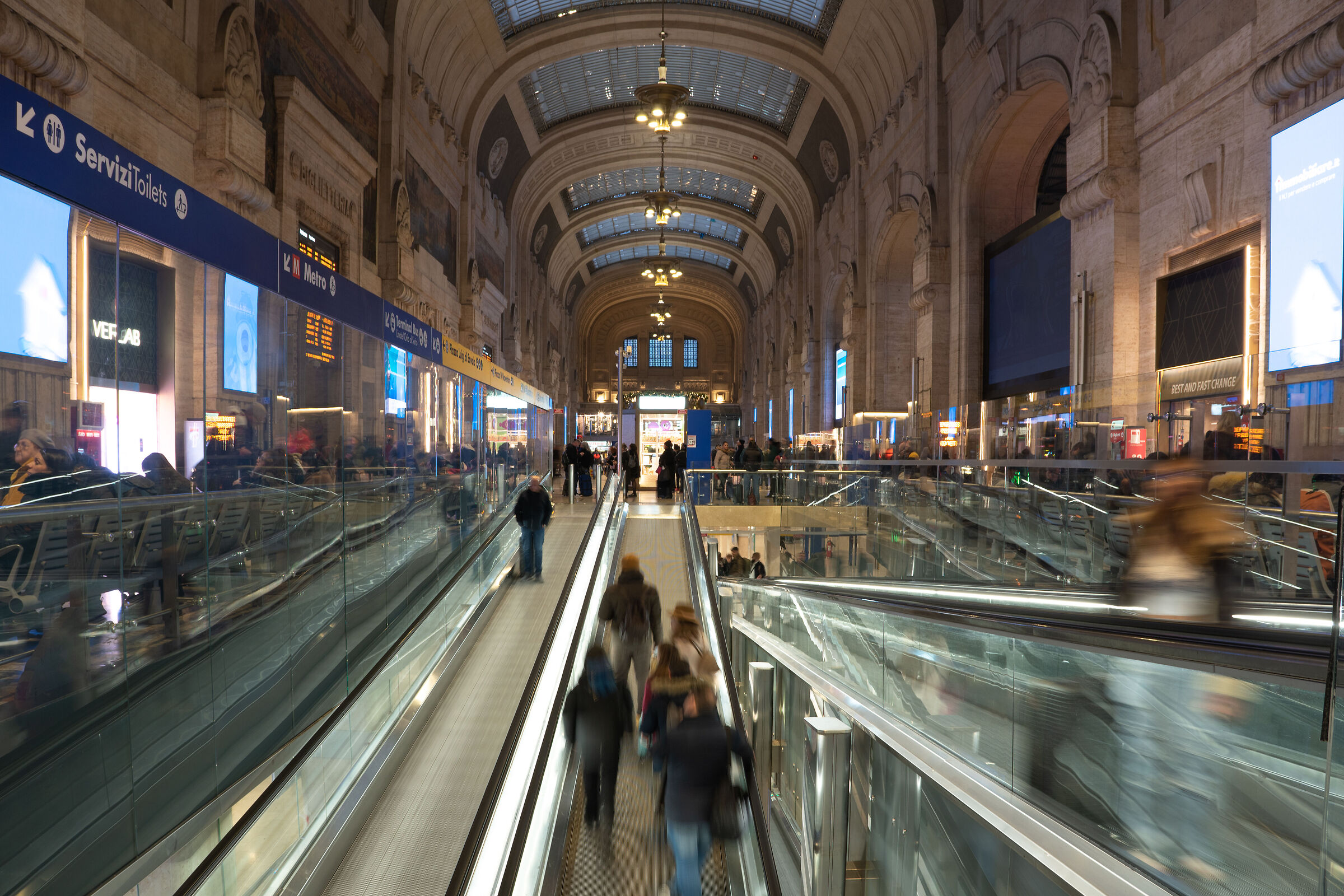 Central Station, Milan