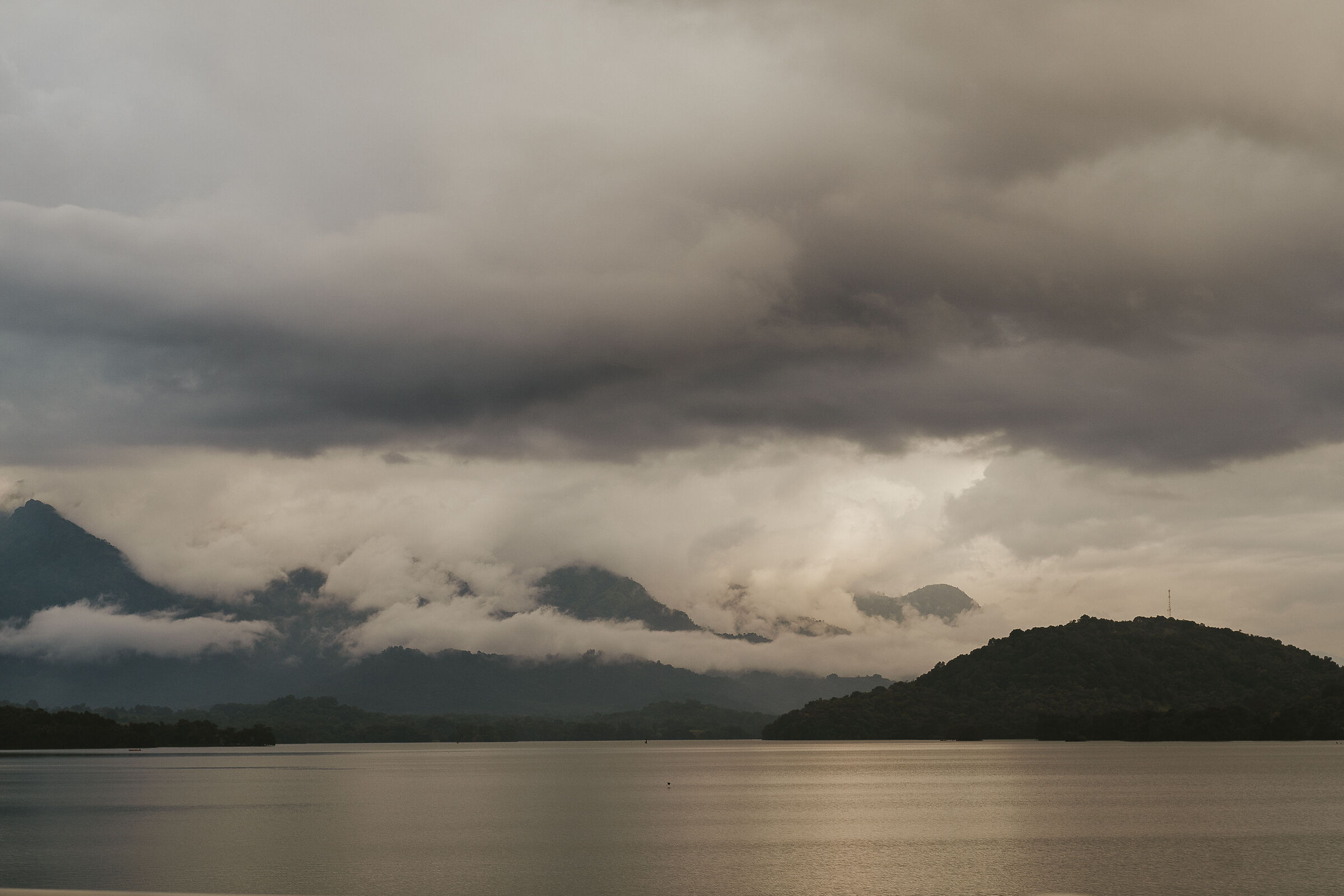 una cascata di nuvole