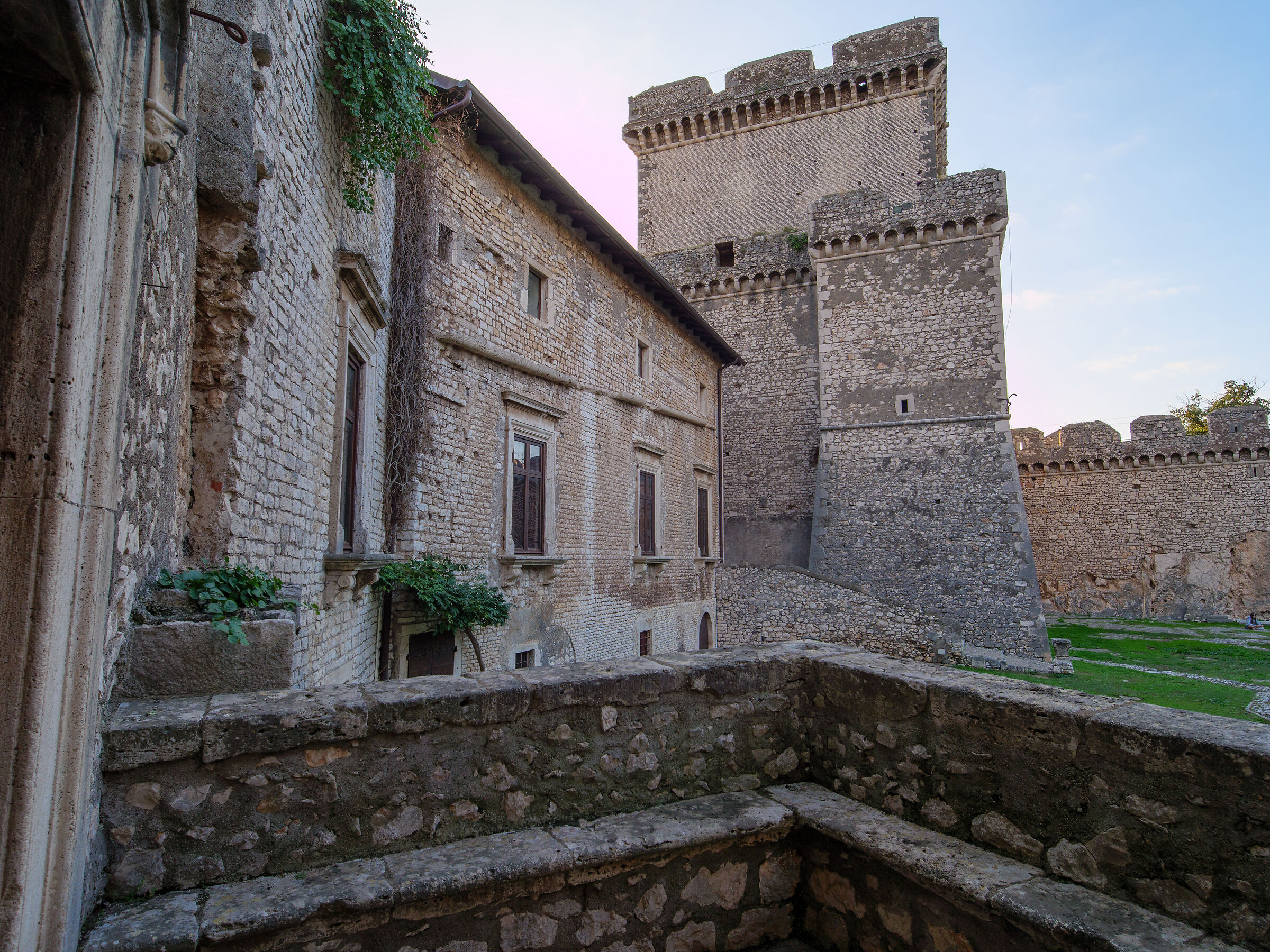 castello Caietani a Sermoneta (ii)