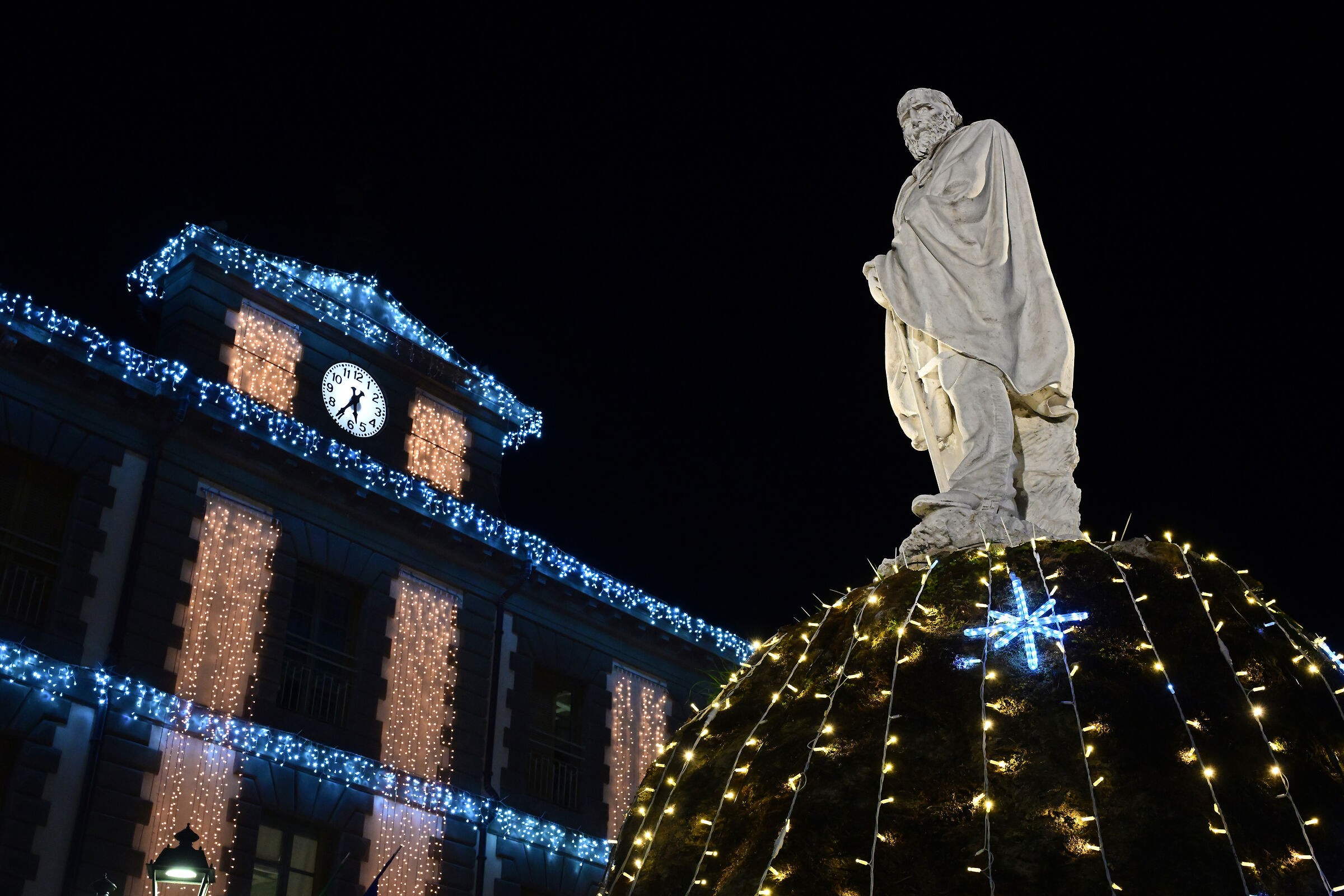 Giuseppe in atmosfera natalizia.