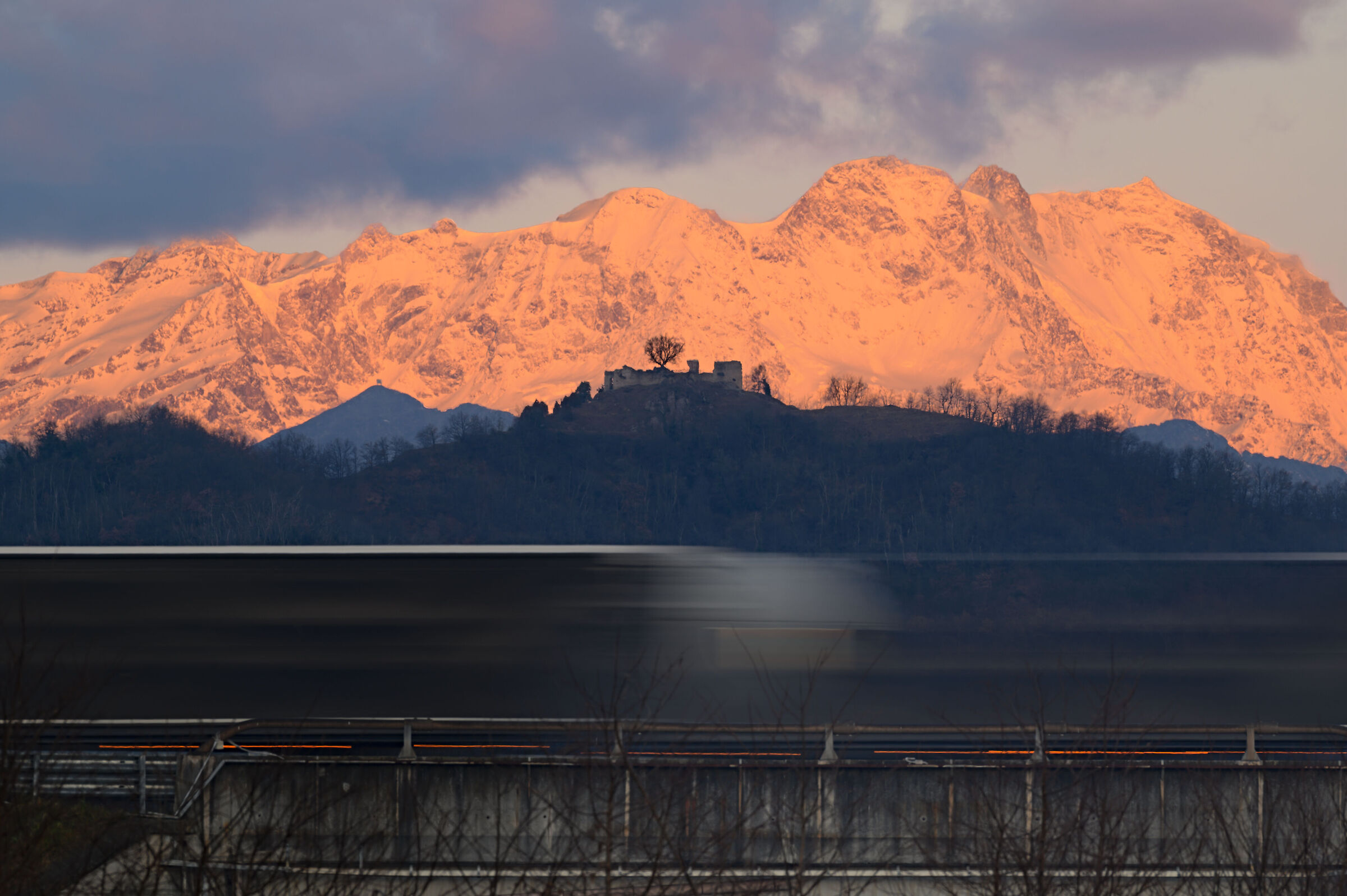 San Lorenzo, the A26 and the Rosa