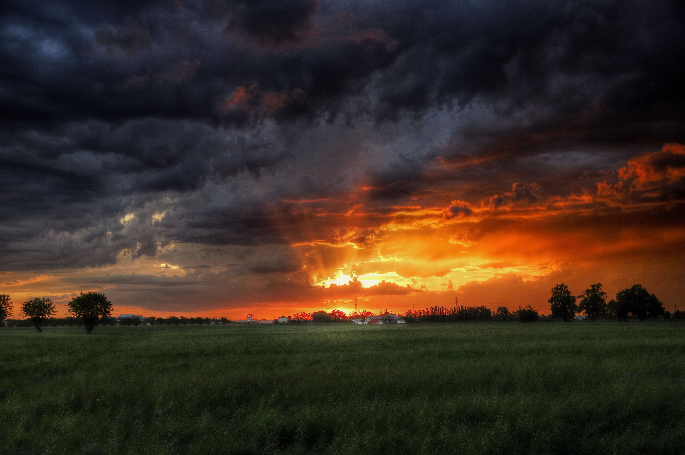 cloudburst coming...