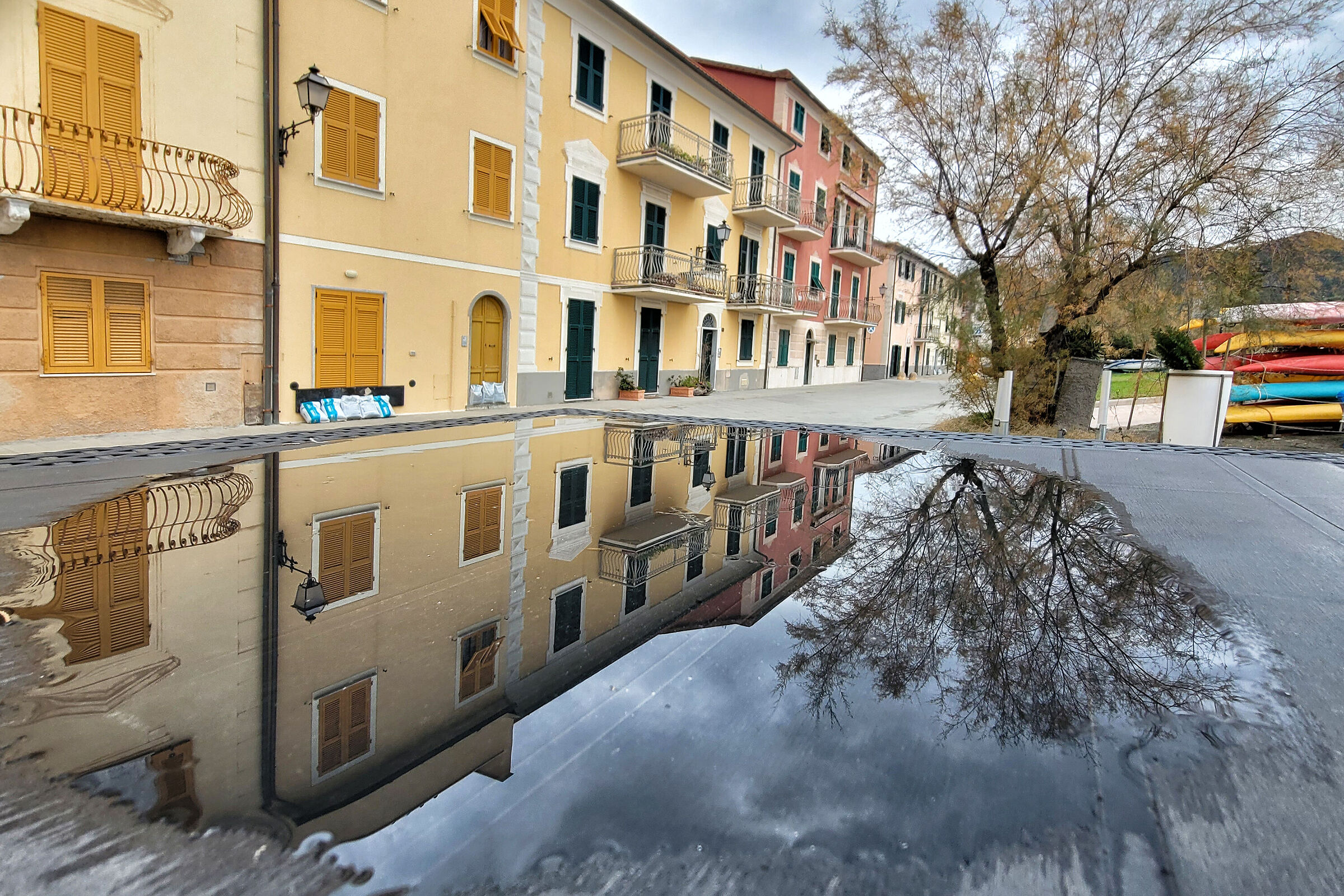 Reflection on the coffee table