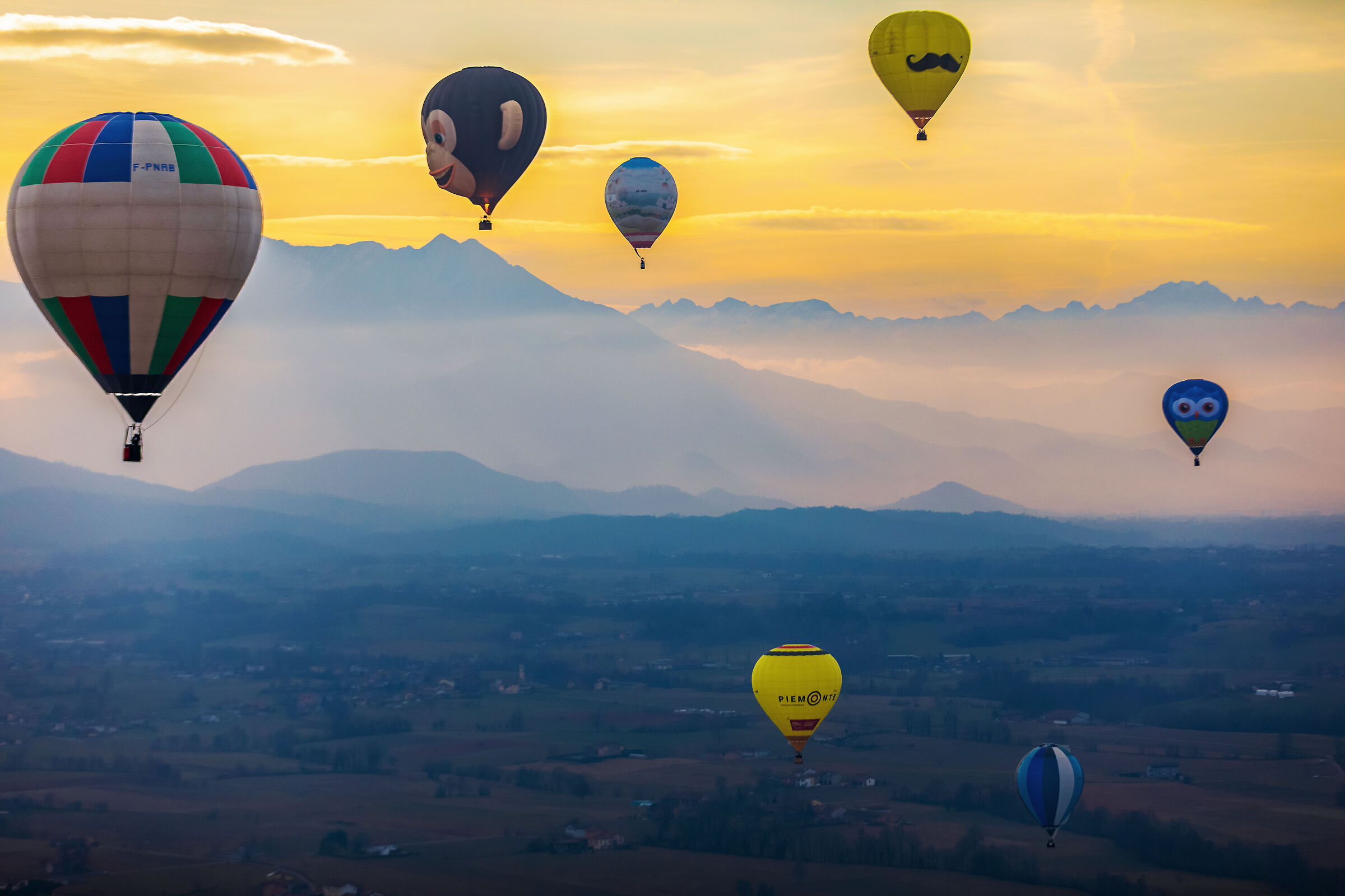 The bisalta and hot air balloons