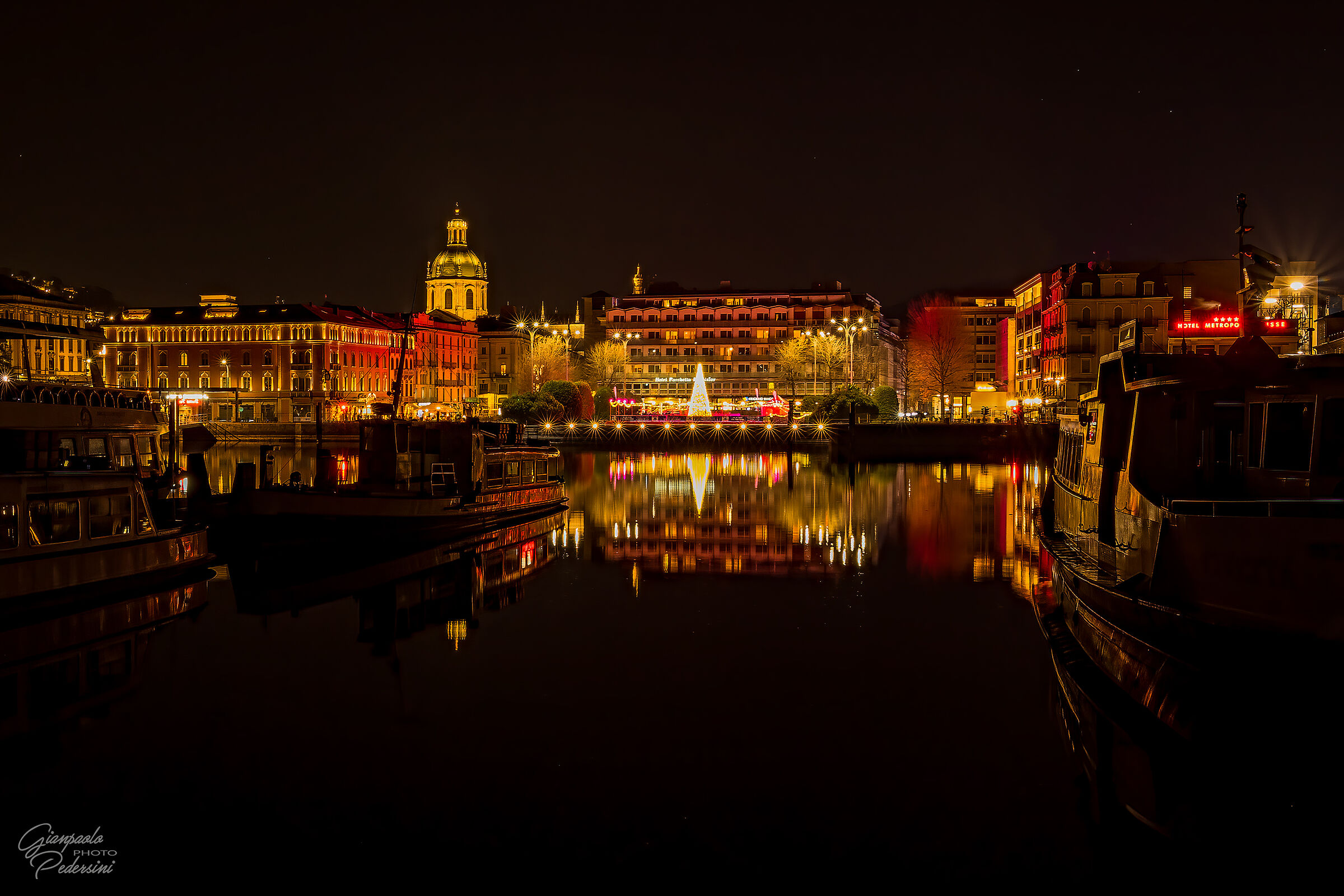 Como lake....by night