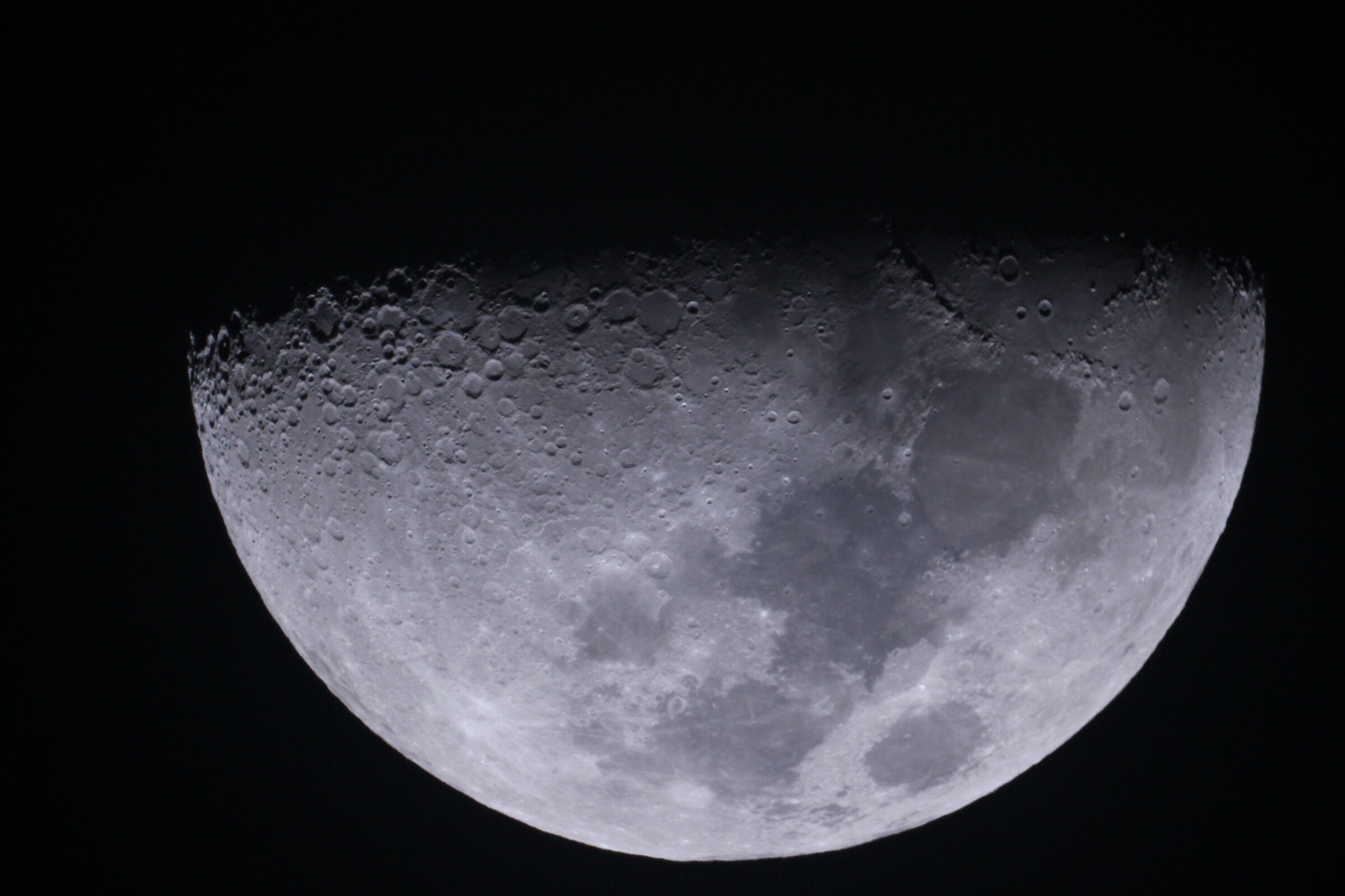 8-day waxing moon