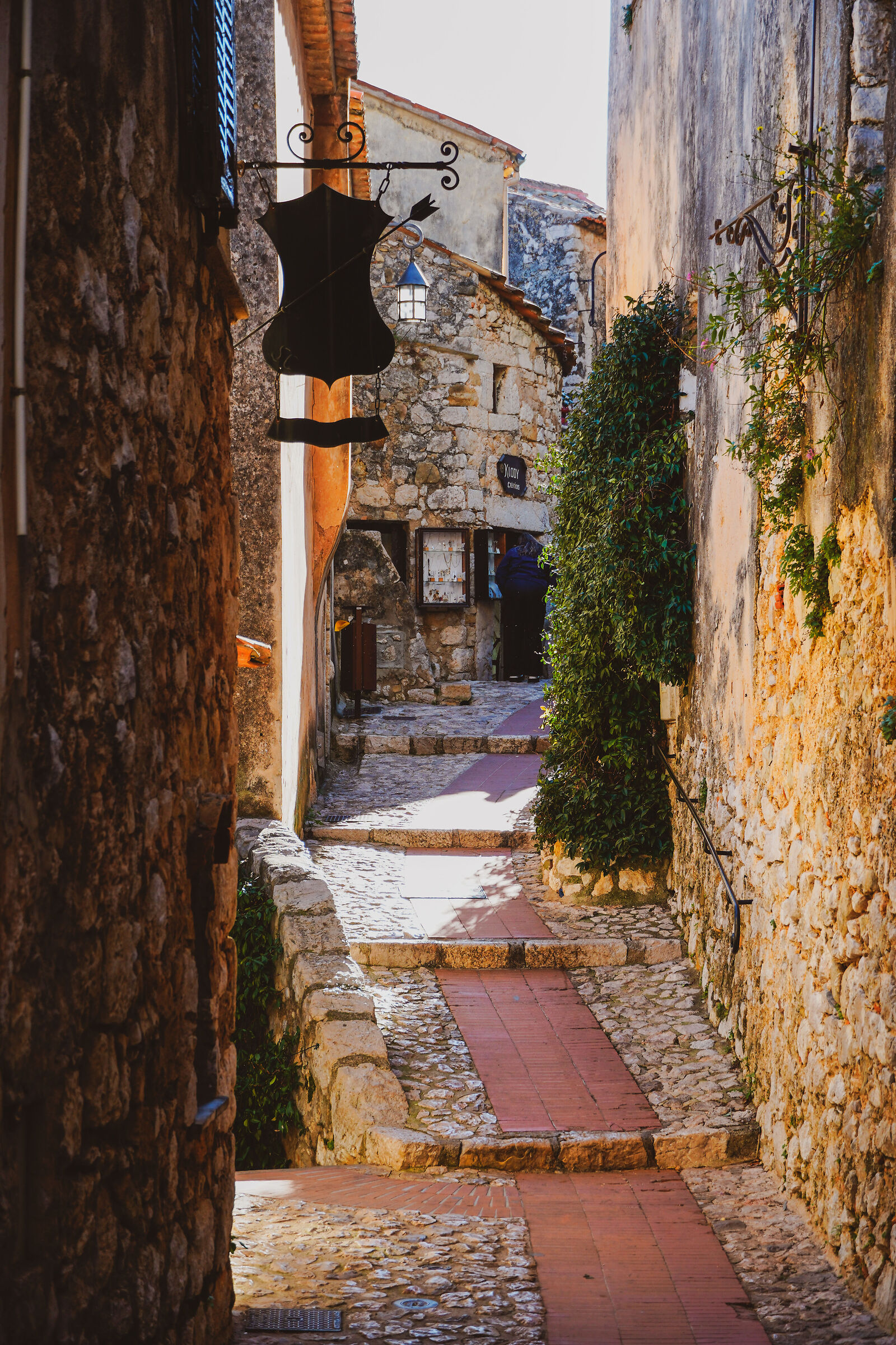 Narrow streets of Eze-sur-Mer