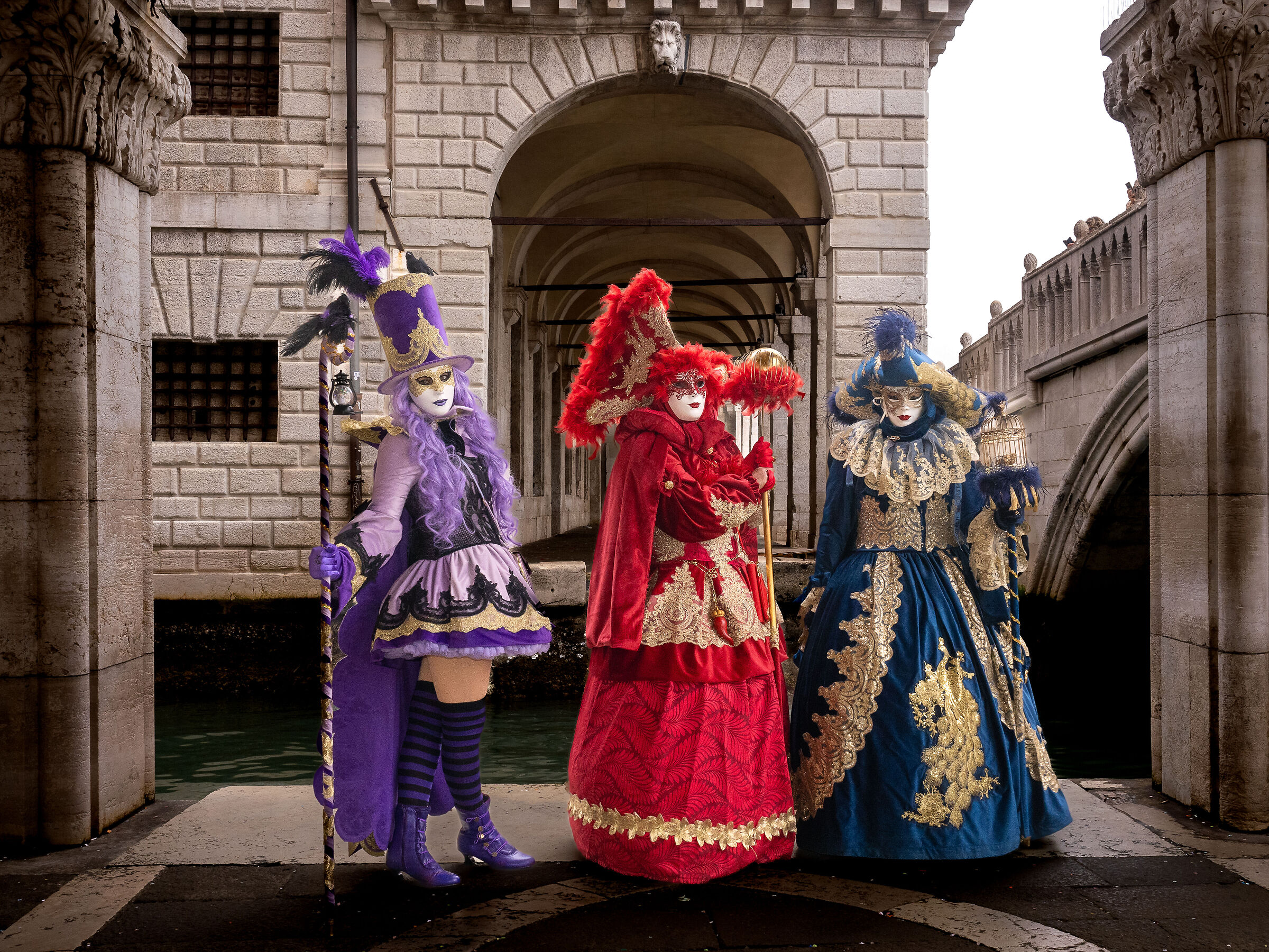 Maschere in posa