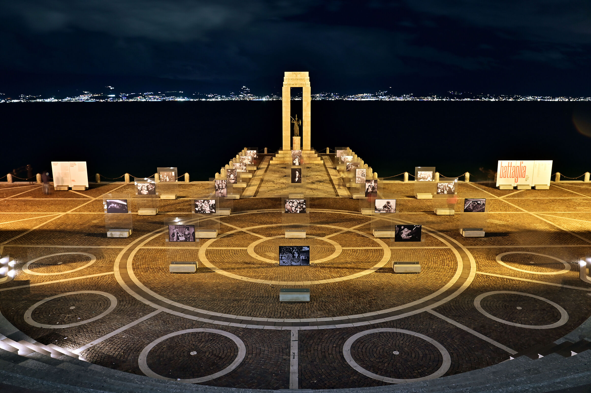 Sul lungomare di Reggio Calabria 1