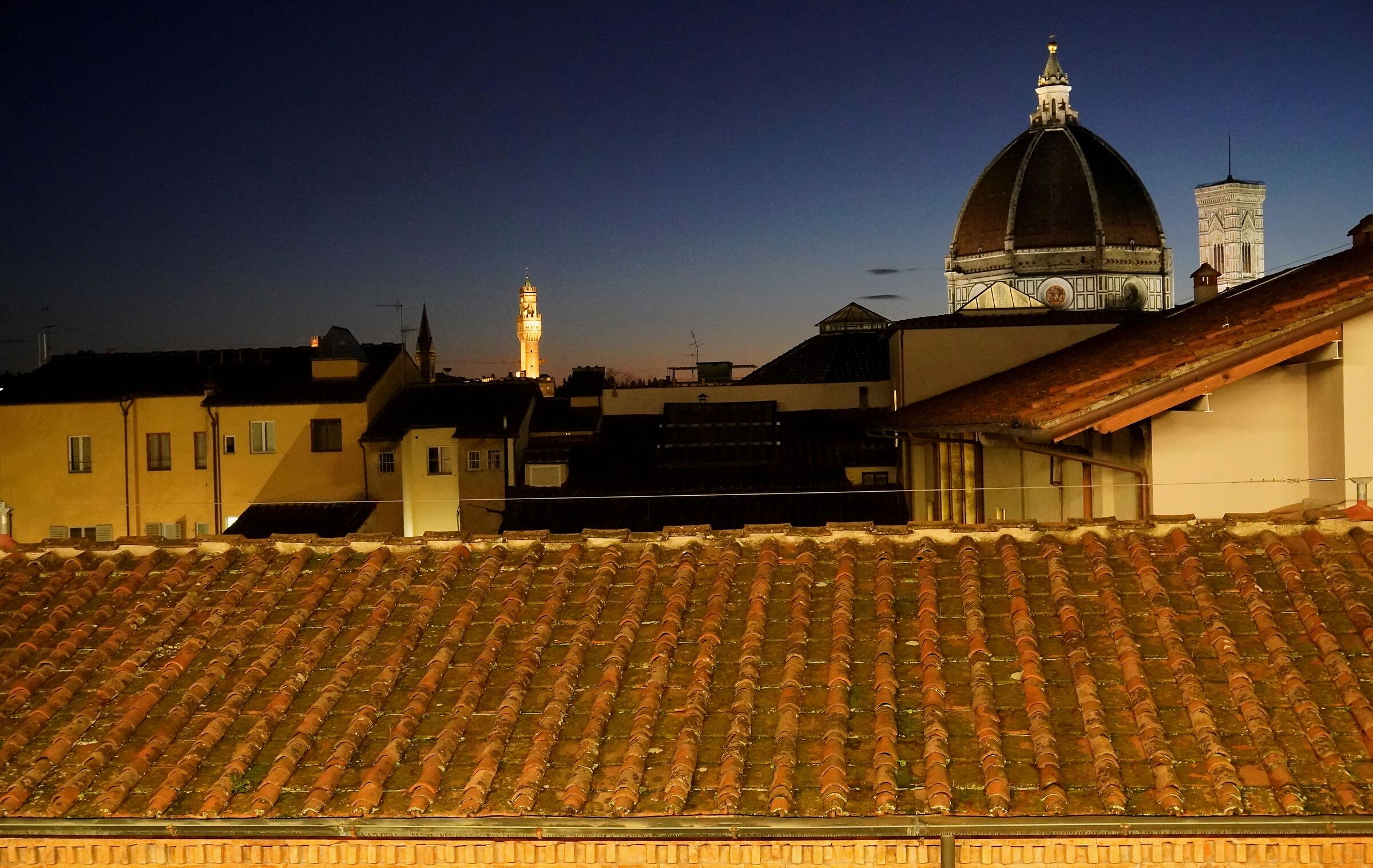 Sovra i tetti di Firenze