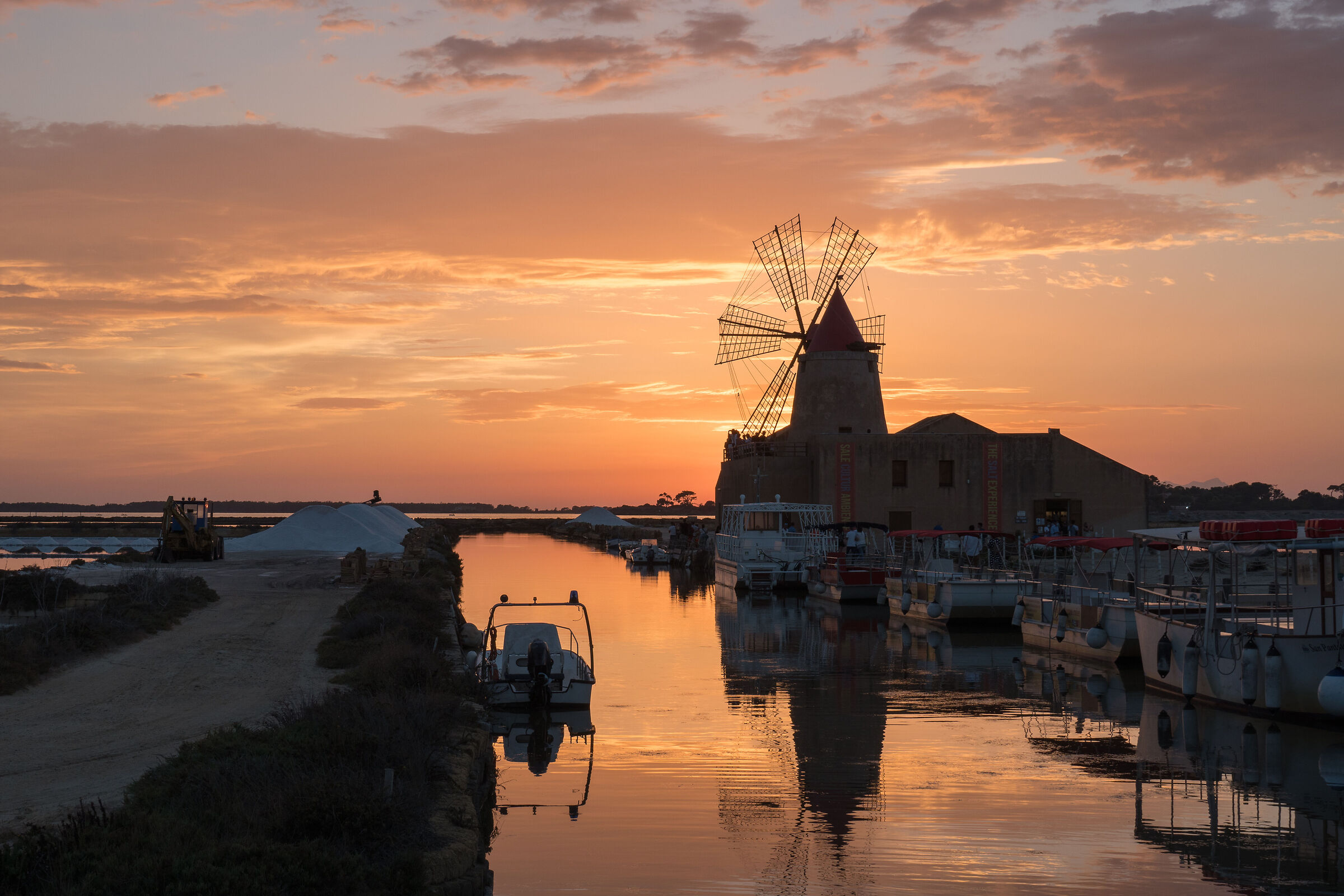 Sunset in Mammacaura