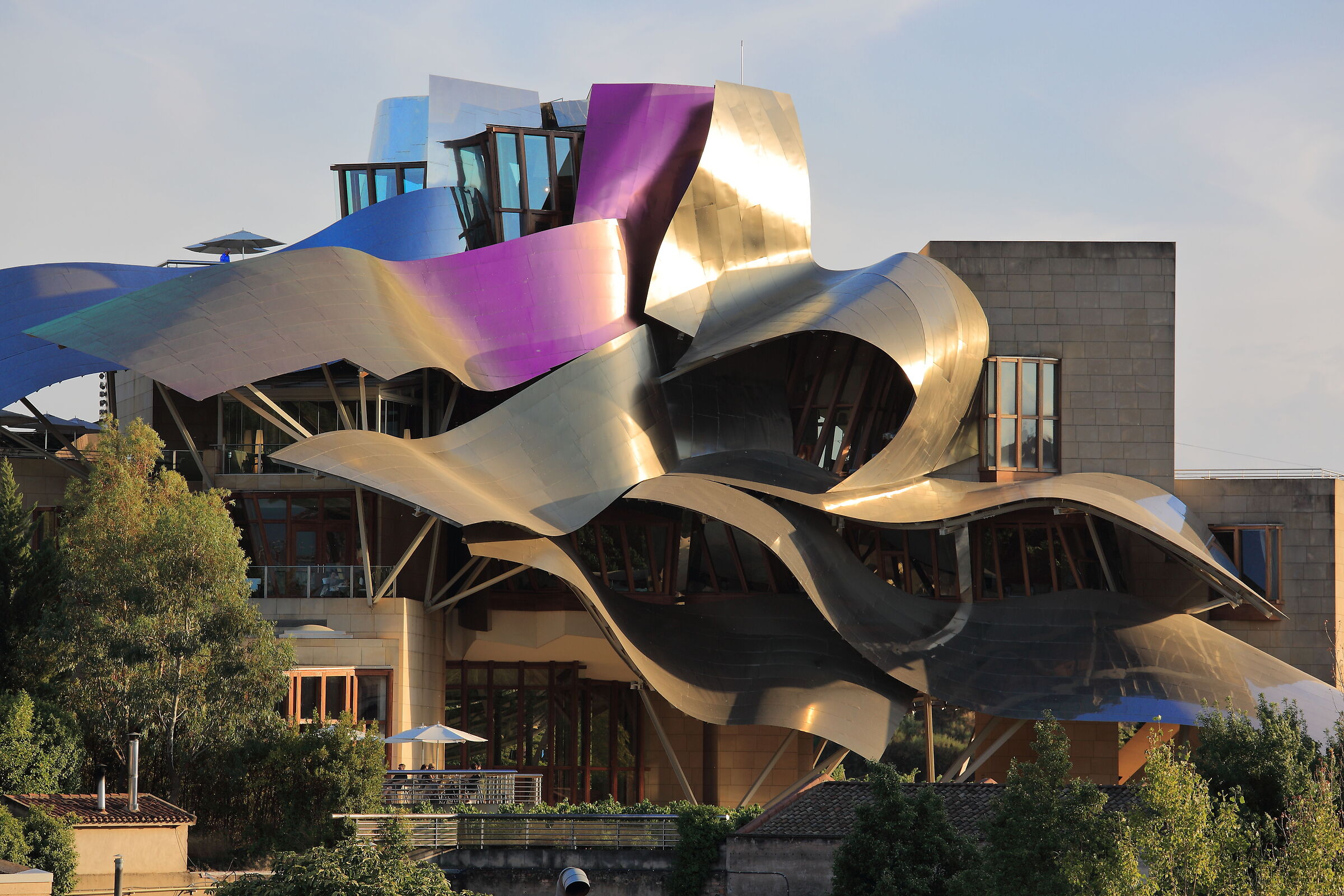 Marqués de Riscal, iridescent titanium