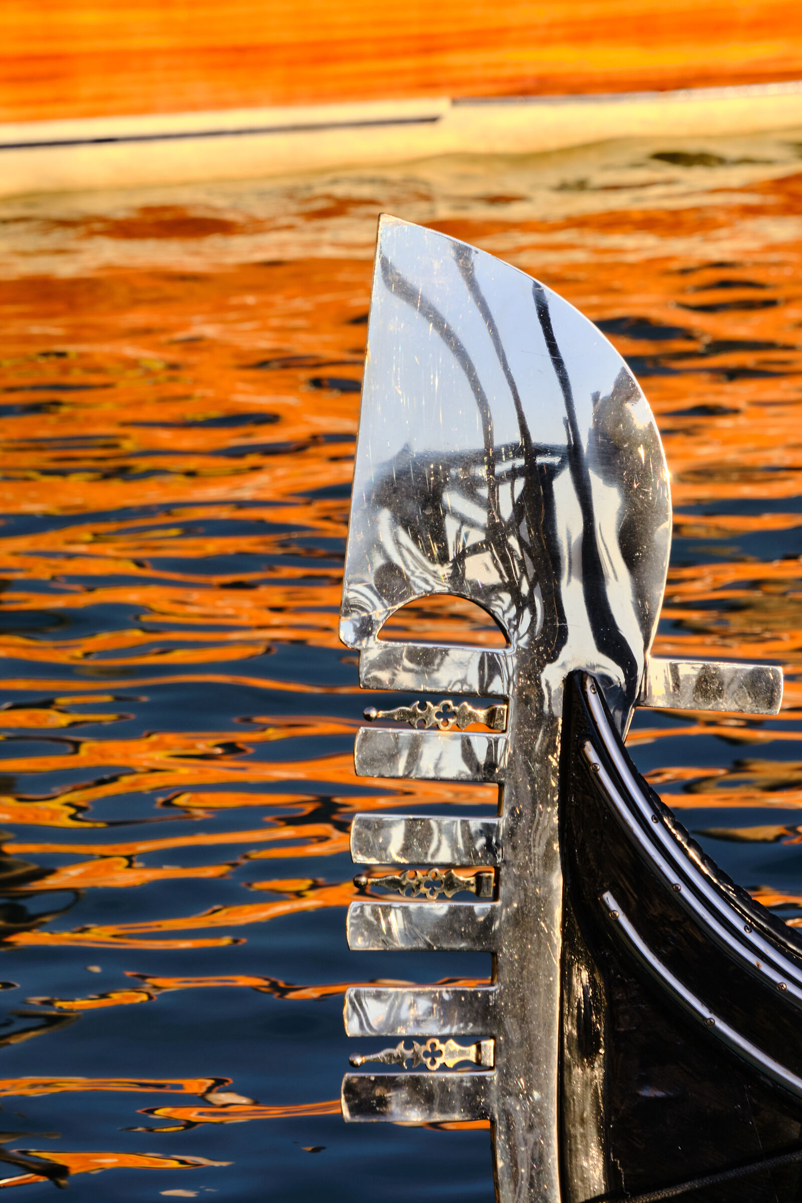 luce, riflessi ed autoritratto